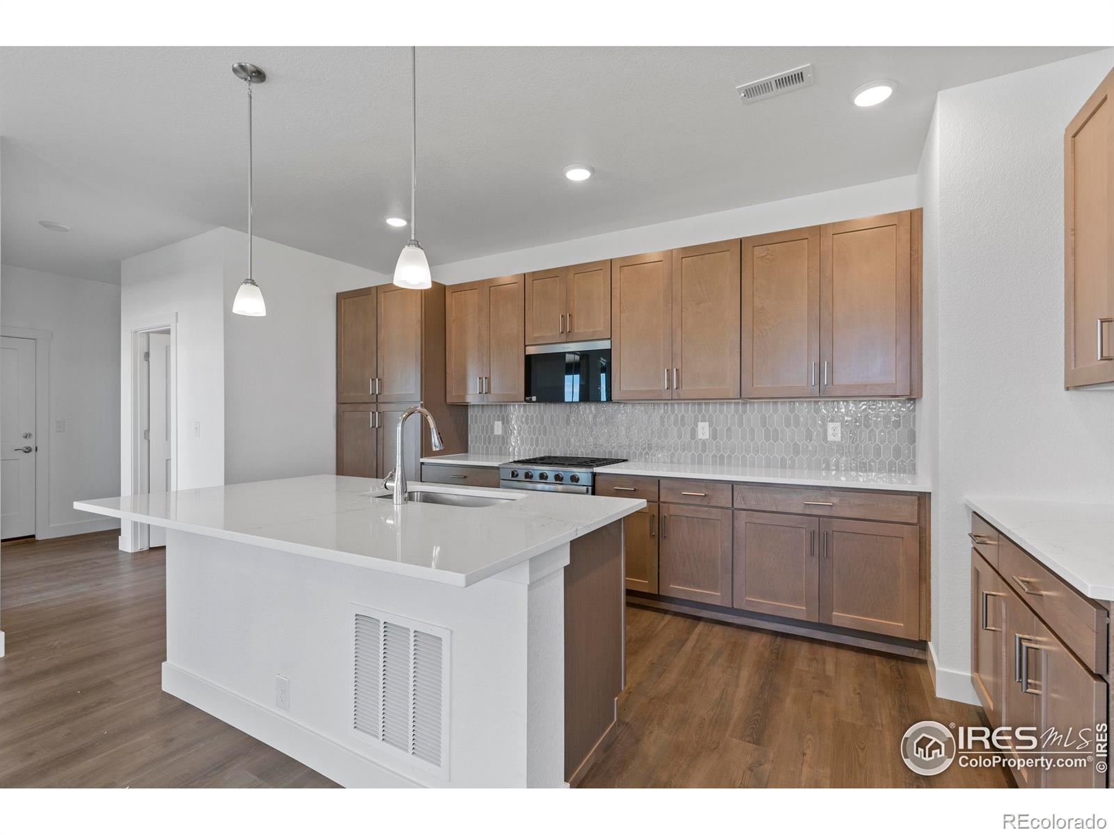 MLS Image #8 for 4523  parkline street,timnath, Colorado