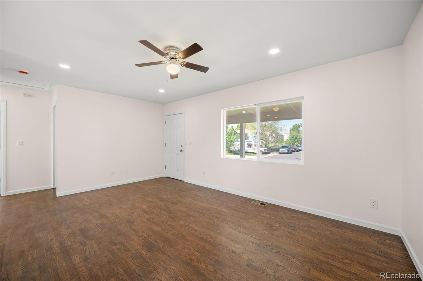 MLS Image #10 for 7870  magnolia street,commerce city, Colorado