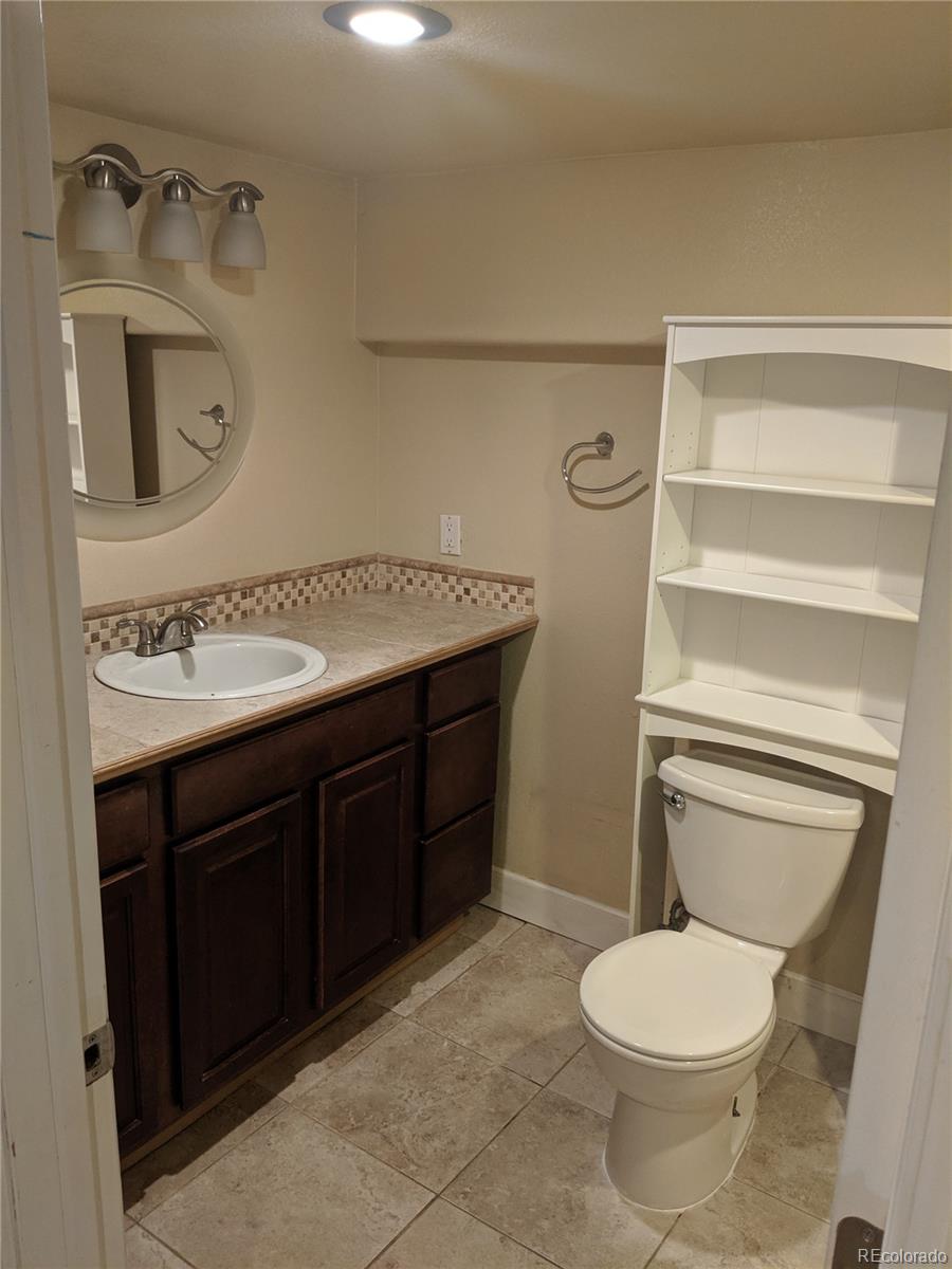 MLS Image #16 for 2034 s lincoln street,denver, Colorado