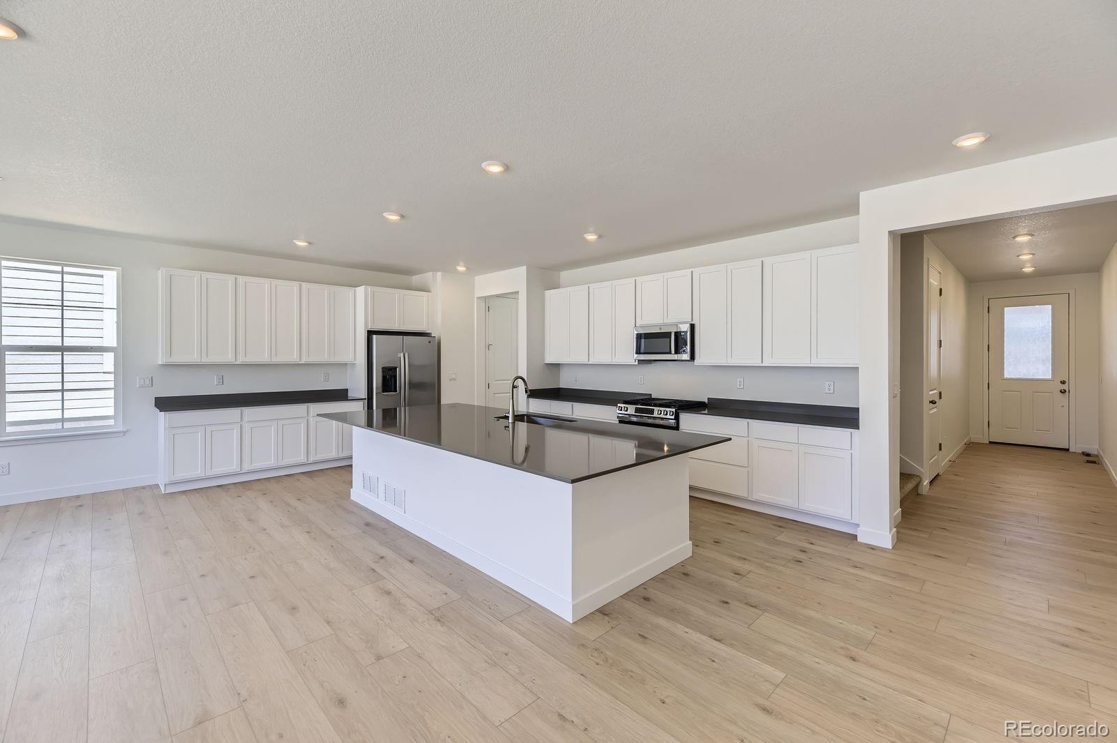 MLS Image #3 for 39867  floyd street,elizabeth, Colorado