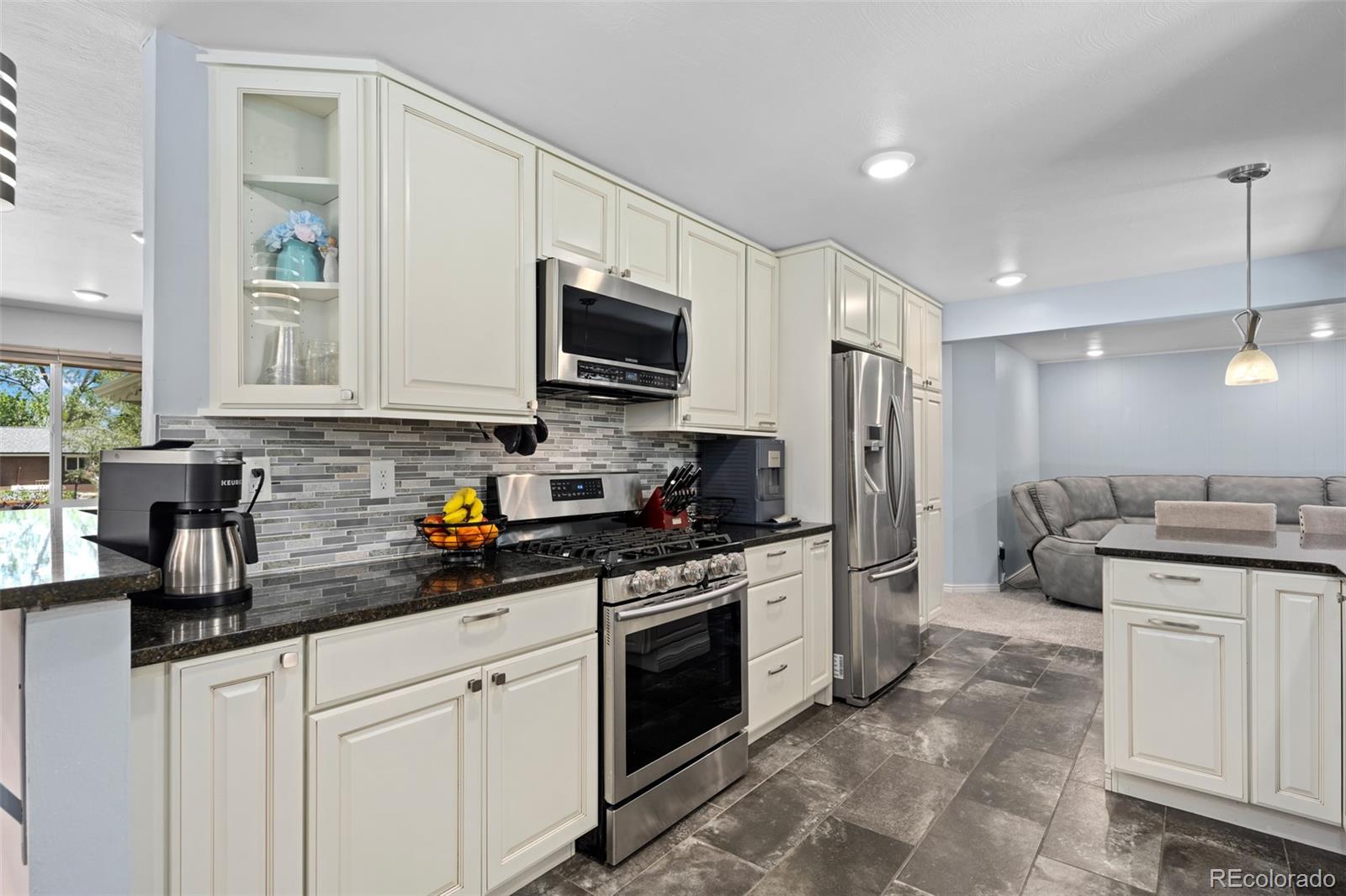 MLS Image #6 for 11328 w 27th avenue,lakewood, Colorado