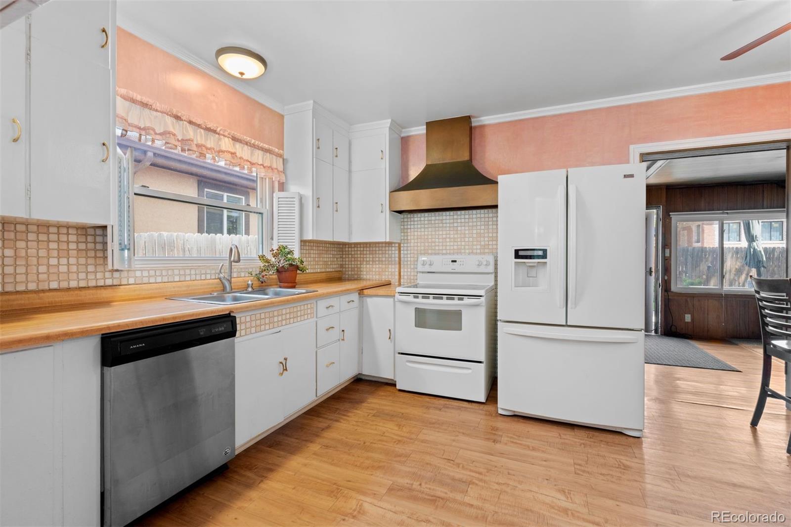 MLS Image #17 for 40  colorado boulevard,denver, Colorado