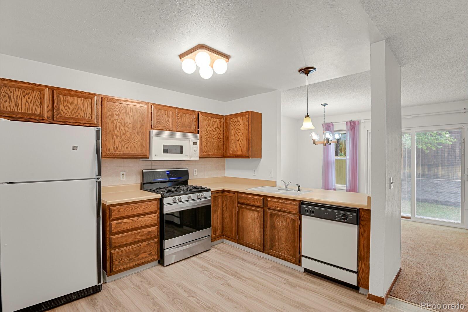 MLS Image #11 for 15323 e louisiana avenue,aurora, Colorado