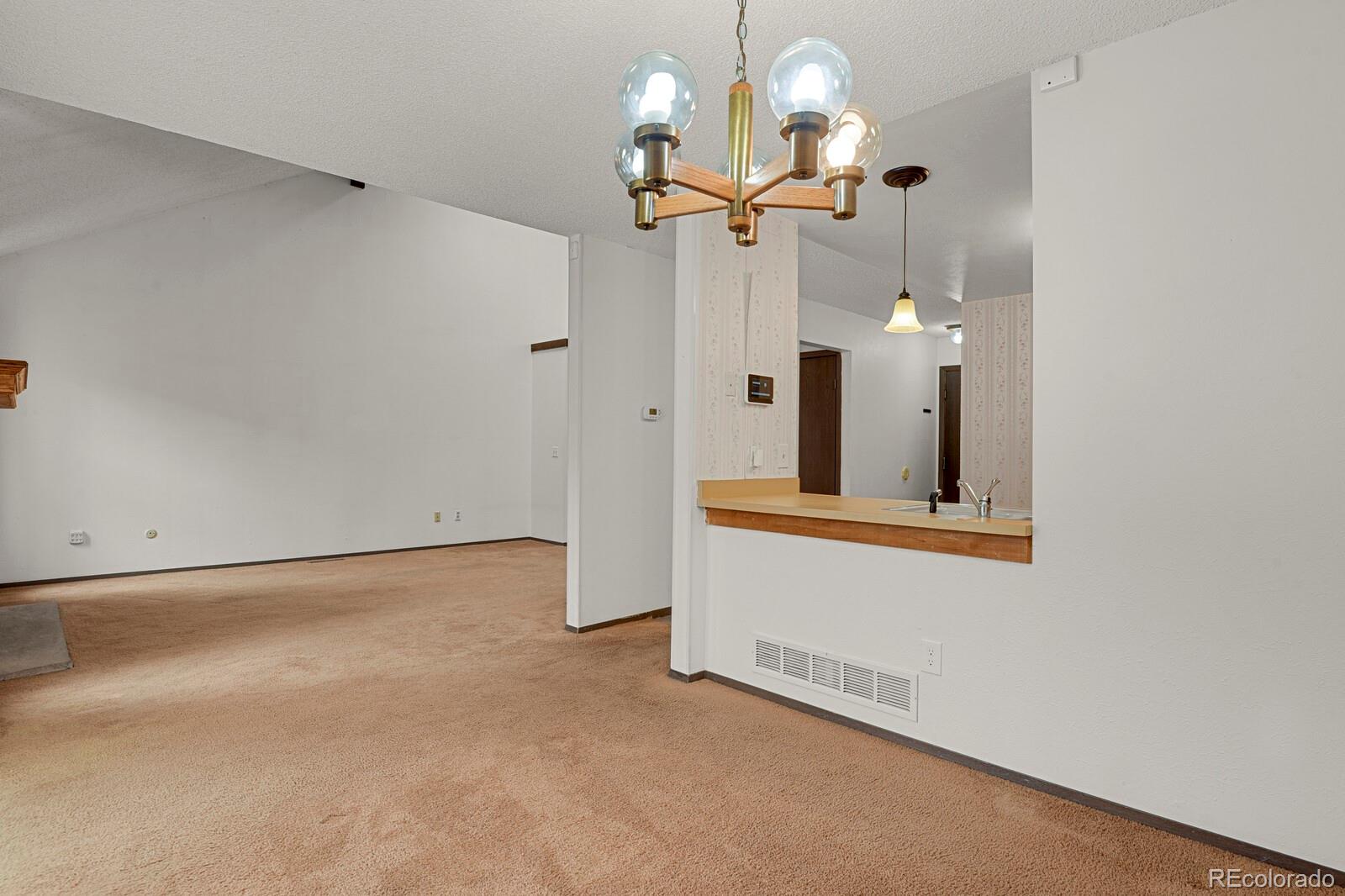 MLS Image #9 for 15323 e louisiana avenue,aurora, Colorado