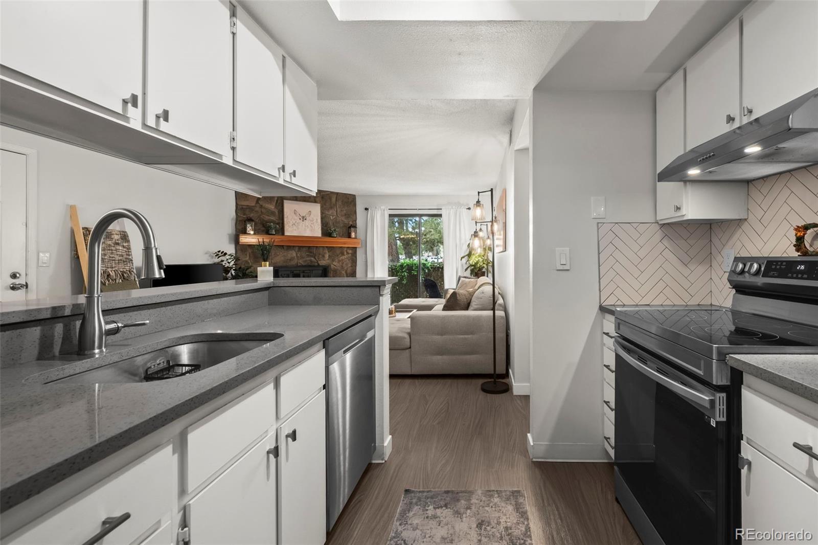 MLS Image #11 for 7710 w 87th drive k,arvada, Colorado