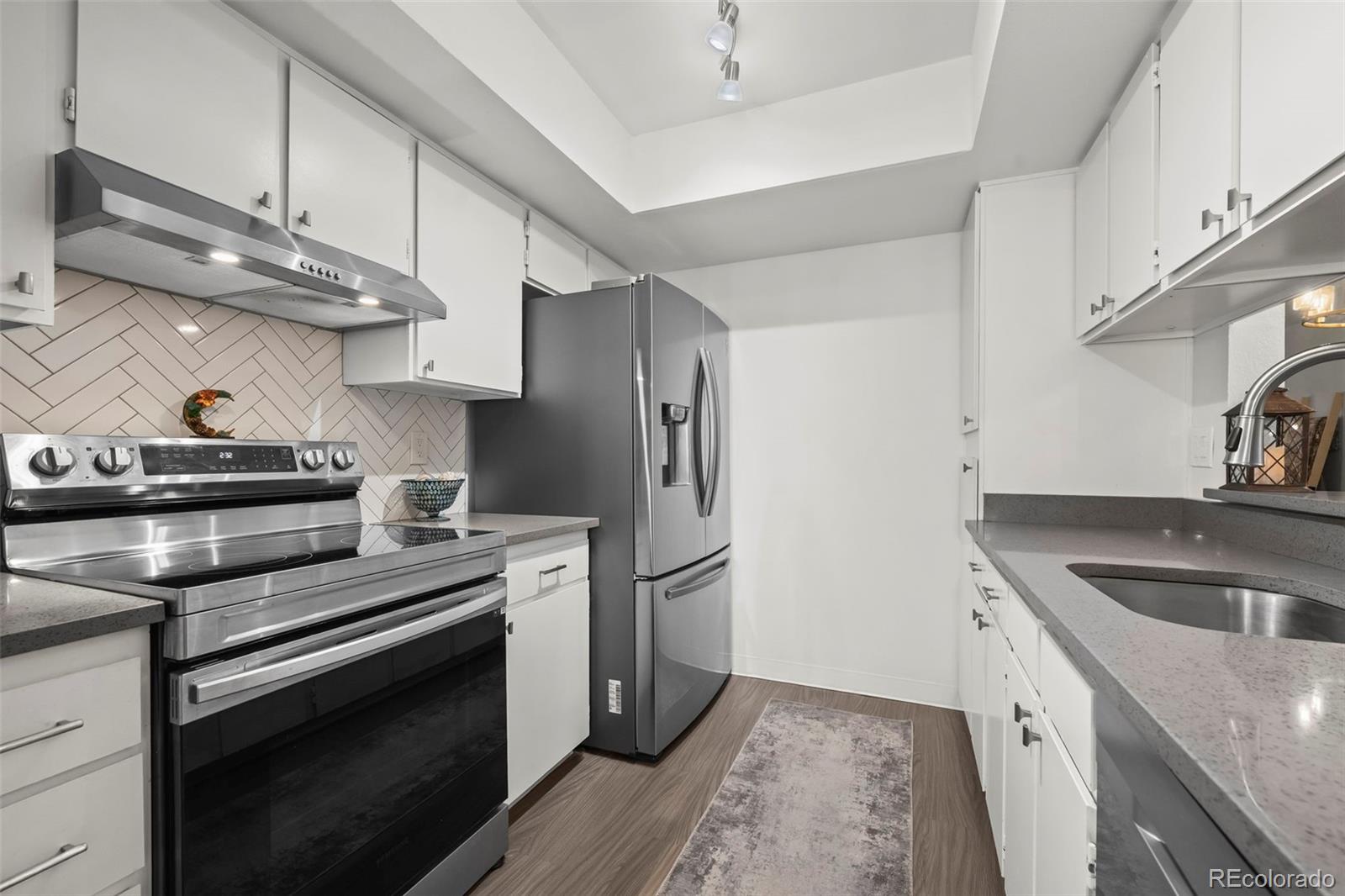 MLS Image #9 for 7710 w 87th drive k,arvada, Colorado