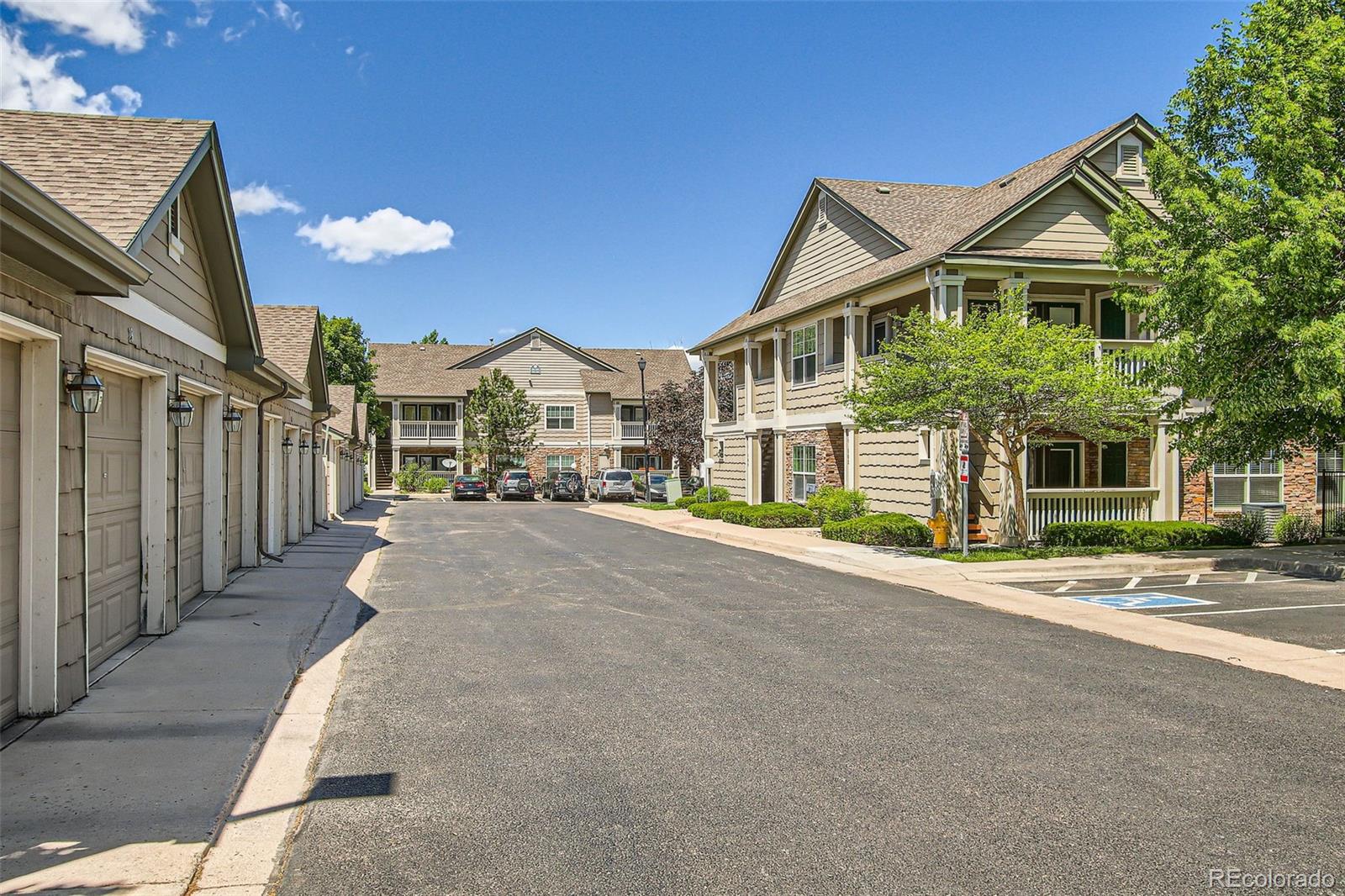 MLS Image #2 for 4385 s balsam street,littleton, Colorado