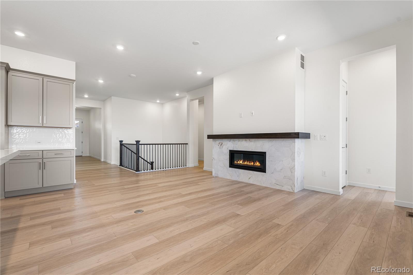 MLS Image #7 for 11126  amber light circle,littleton, Colorado
