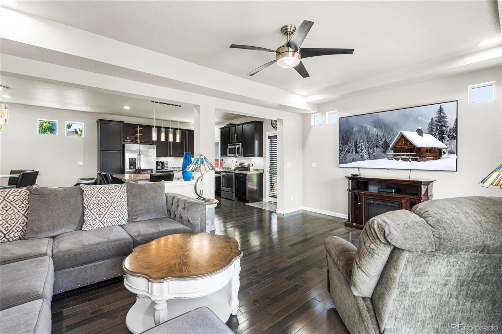 MLS Image #13 for 18651 e 53rd avenue,denver, Colorado