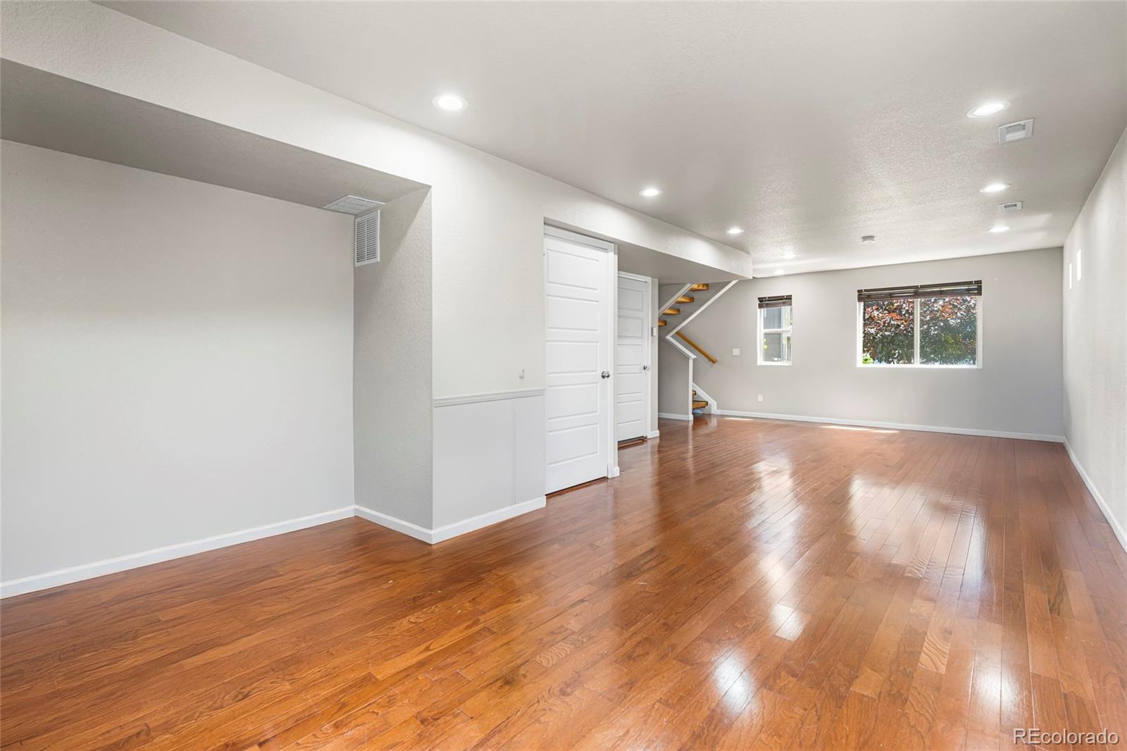 MLS Image #18 for 18651 e 53rd avenue,denver, Colorado
