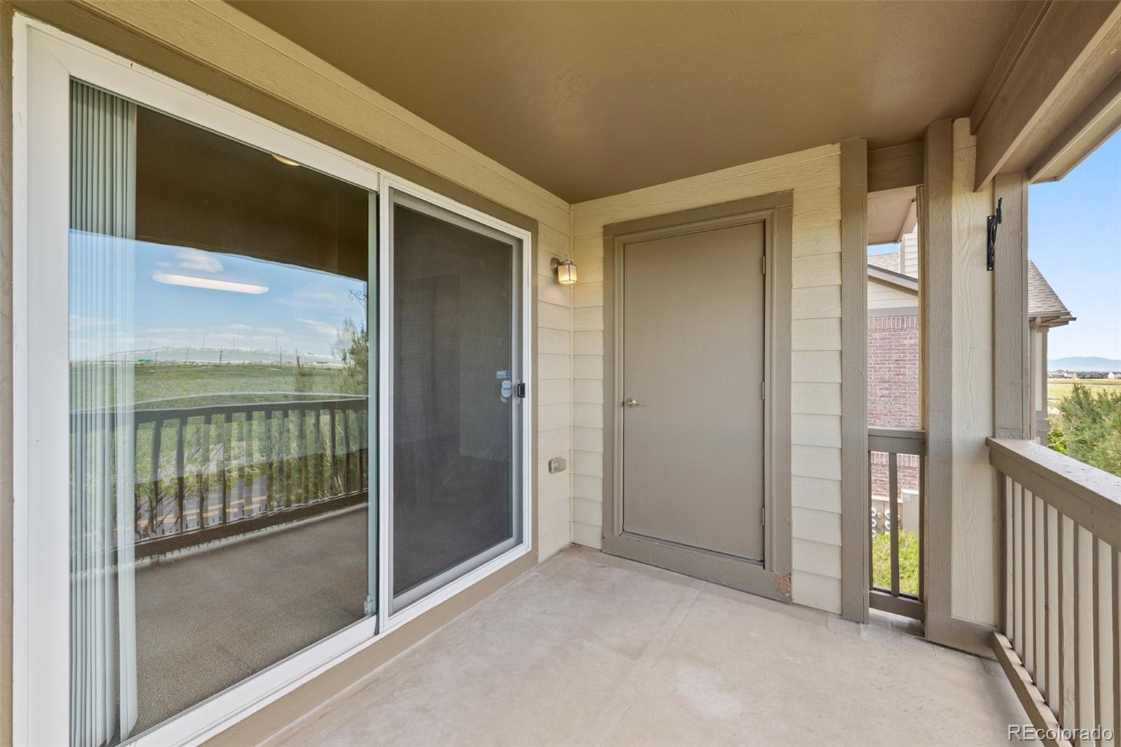 MLS Image #12 for 23451 e 5th drive,aurora, Colorado