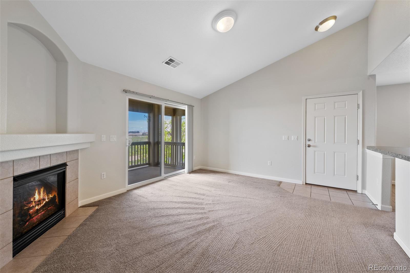 MLS Image #3 for 23451 e 5th drive,aurora, Colorado