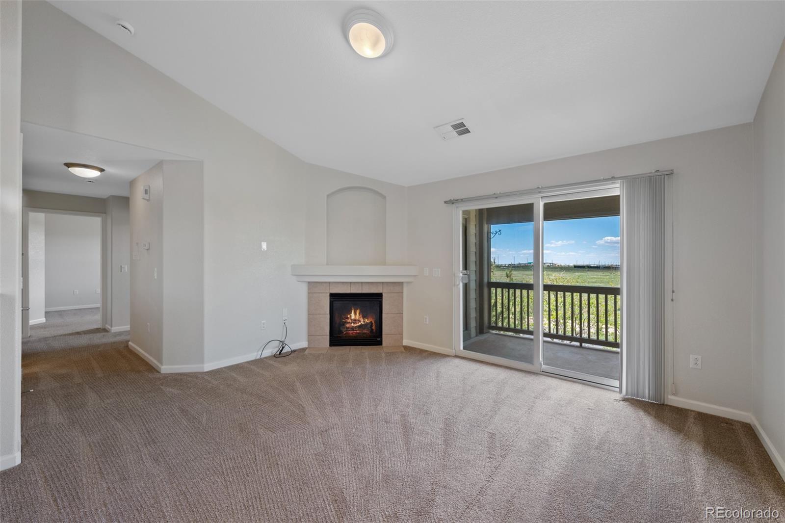 MLS Image #5 for 23451 e 5th drive,aurora, Colorado