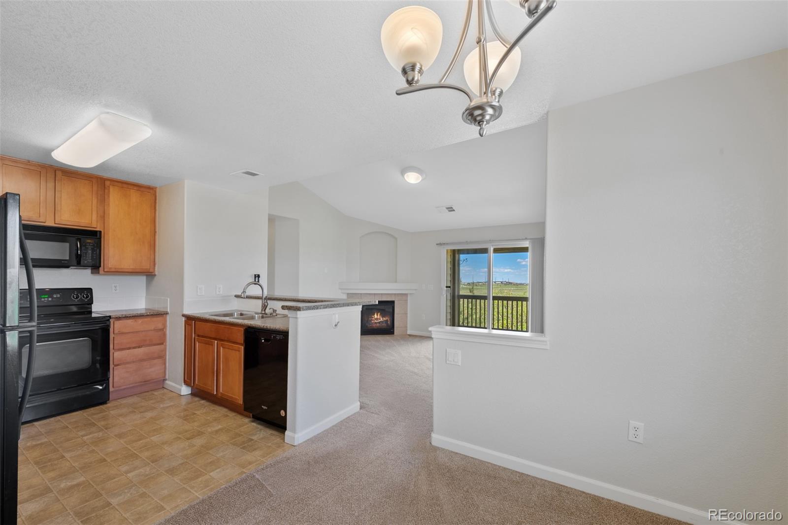MLS Image #8 for 23451 e 5th drive,aurora, Colorado