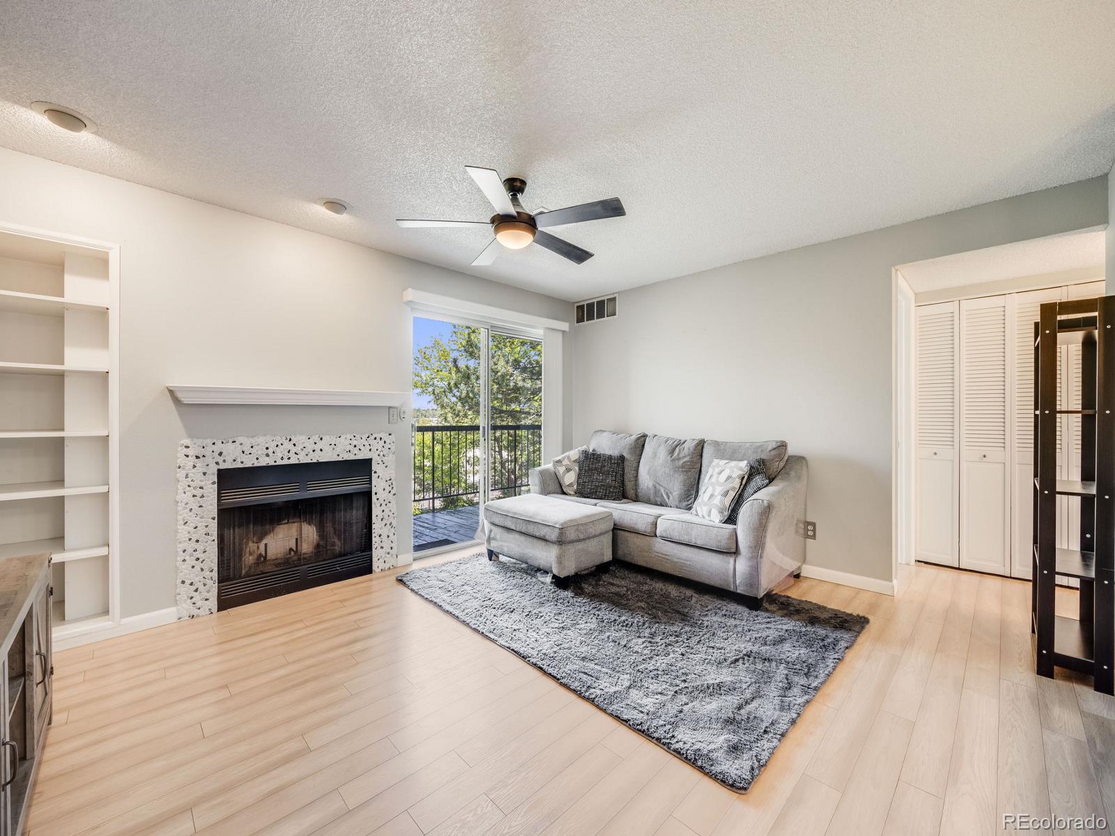 MLS Image #3 for 2575 s syracuse way,denver, Colorado
