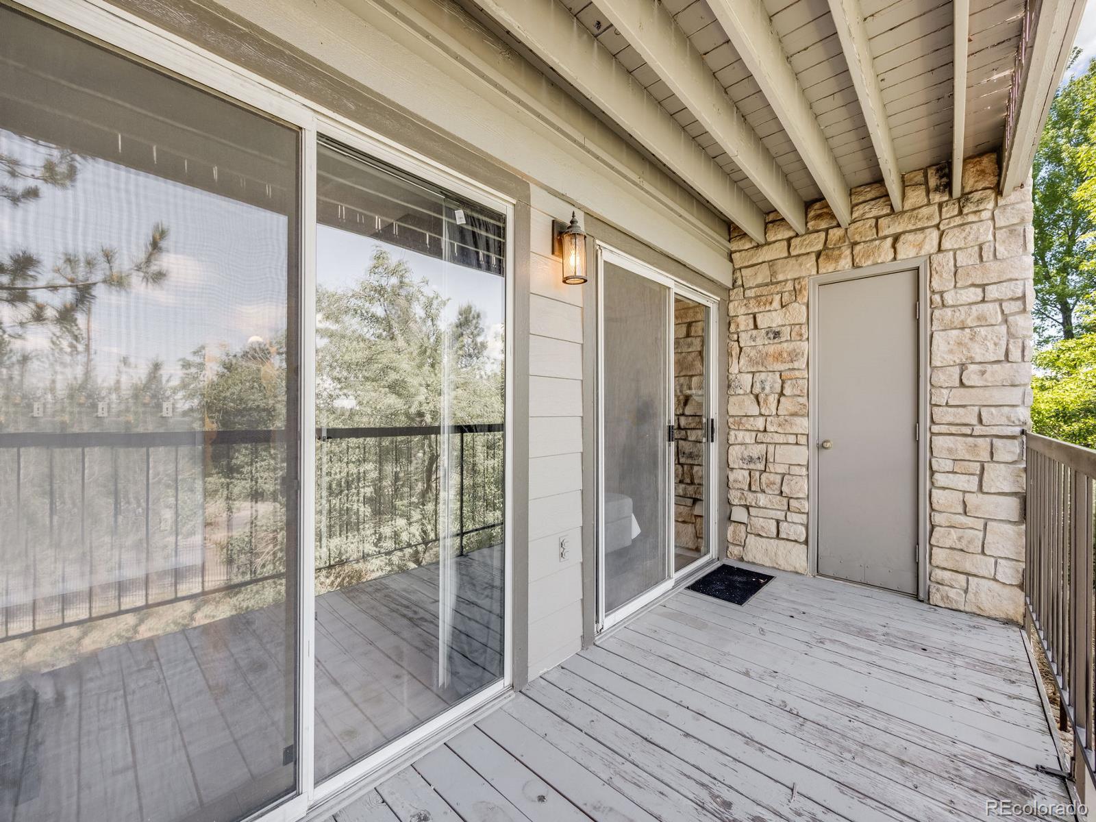 MLS Image #8 for 2575 s syracuse way,denver, Colorado