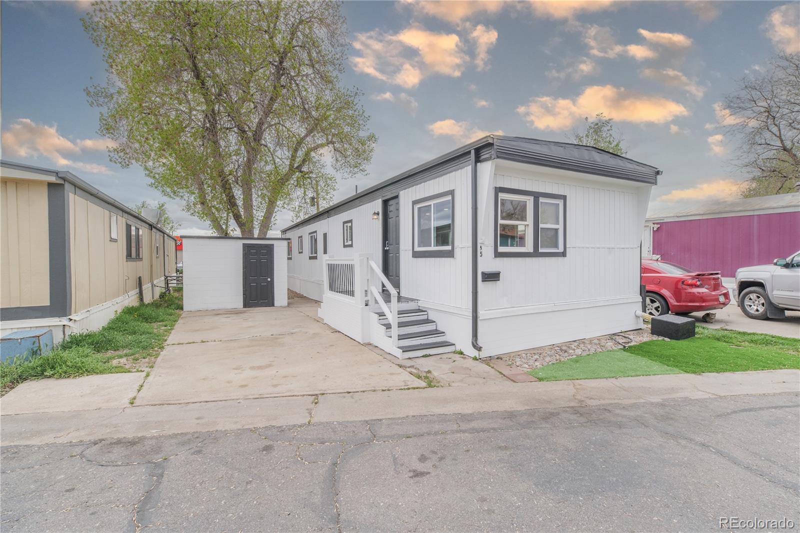 MLS Image #1 for 14701 e colfax avenue,aurora, Colorado