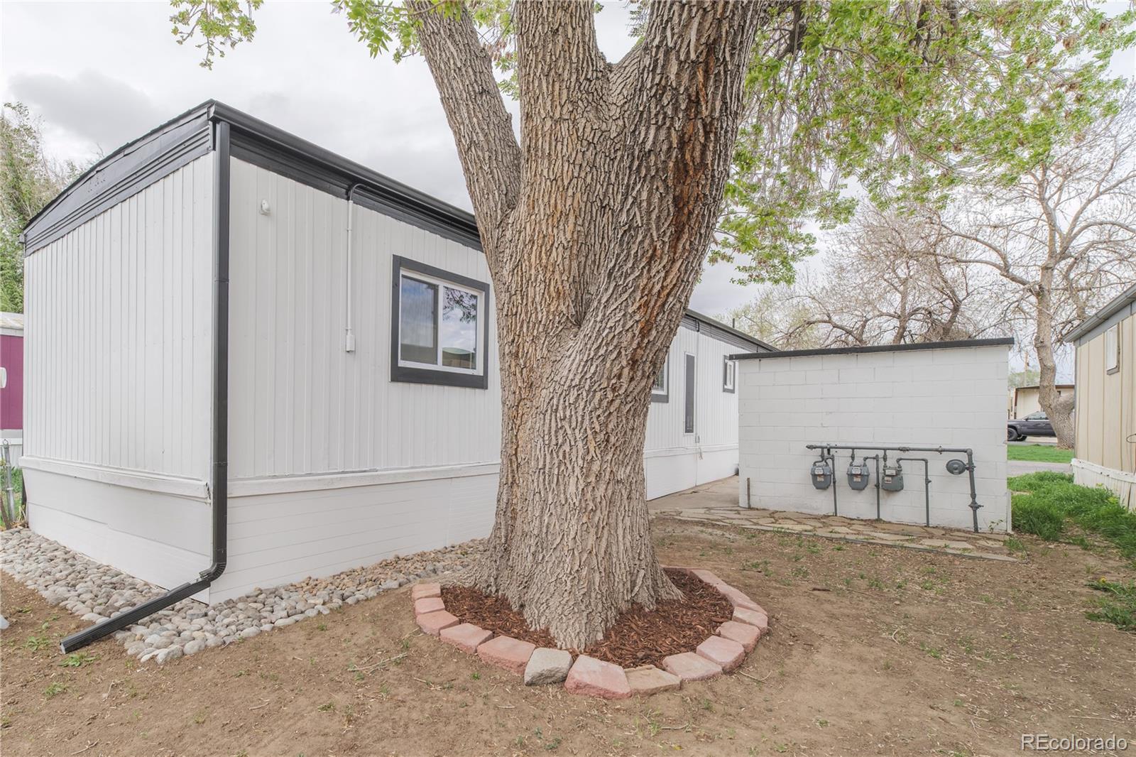 MLS Image #14 for 14701 e colfax avenue,aurora, Colorado