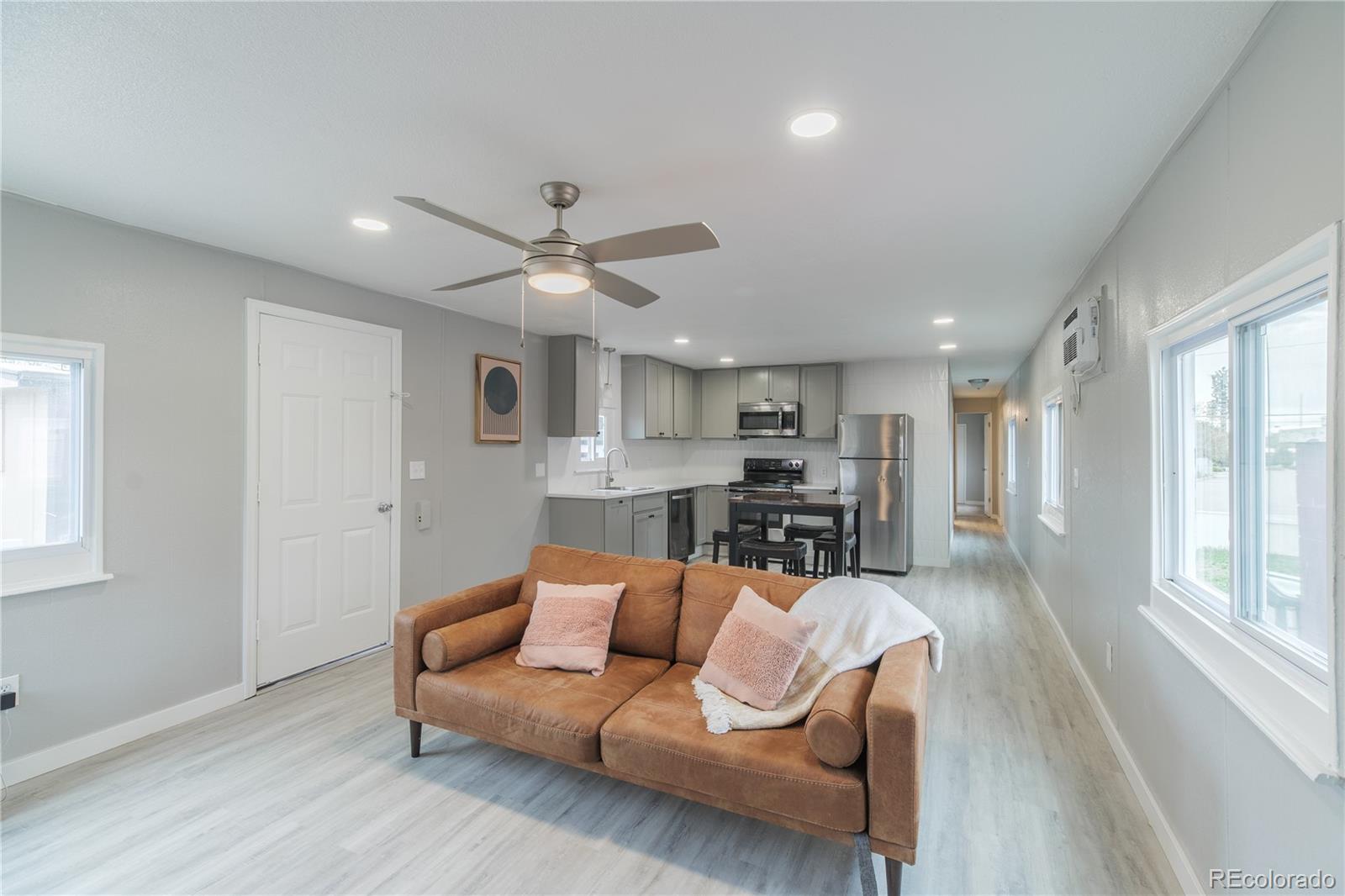 MLS Image #4 for 14701 e colfax avenue,aurora, Colorado