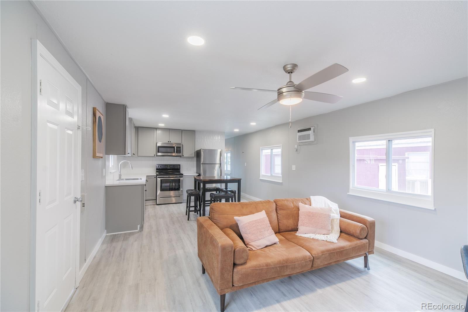 MLS Image #5 for 14701 e colfax avenue,aurora, Colorado