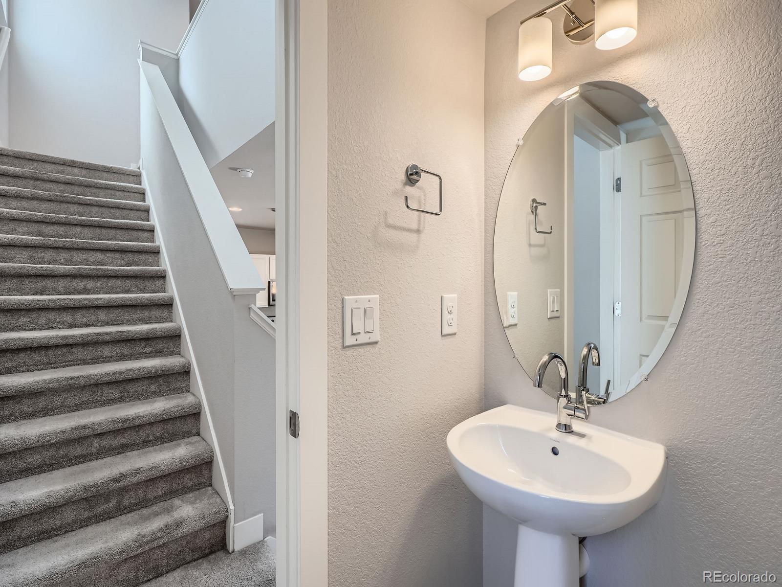 MLS Image #10 for 4773  kittredge street,denver, Colorado