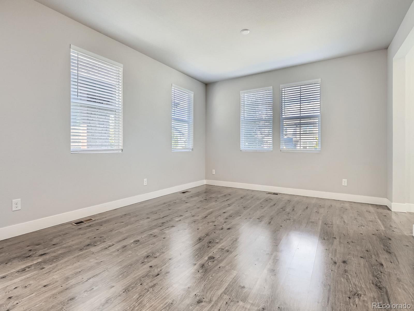 MLS Image #2 for 4773  kittredge street,denver, Colorado