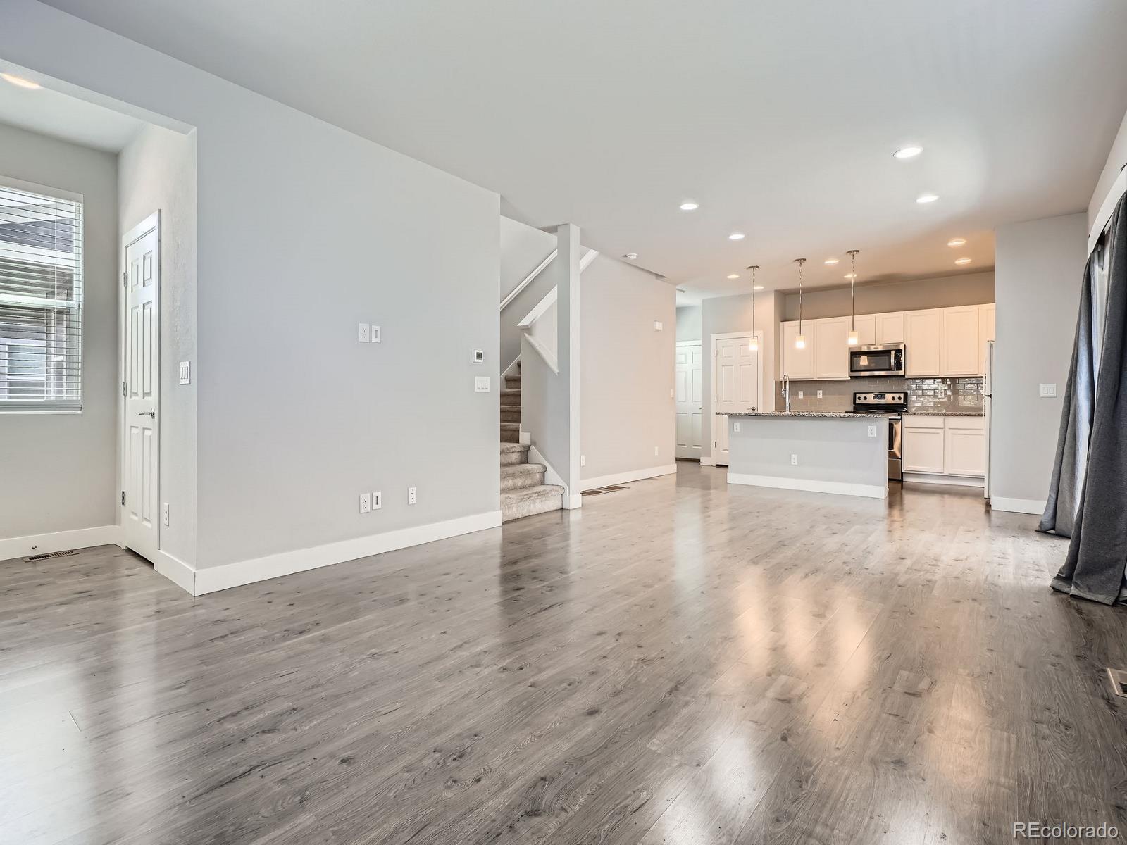 MLS Image #3 for 4773  kittredge street,denver, Colorado