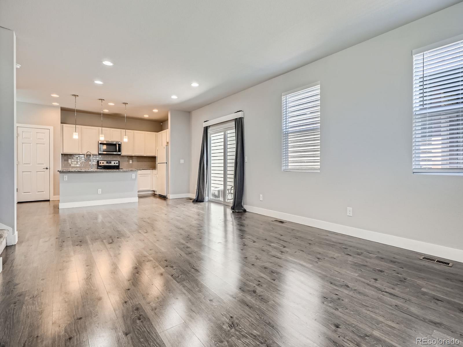MLS Image #4 for 4773  kittredge street,denver, Colorado