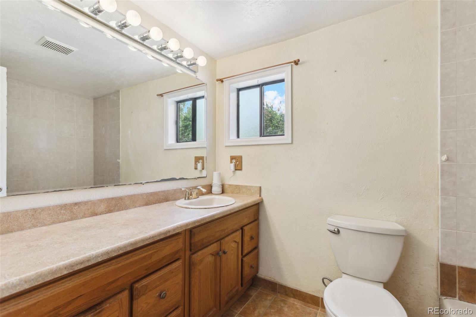MLS Image #8 for 1175  xanthia ,denver, Colorado