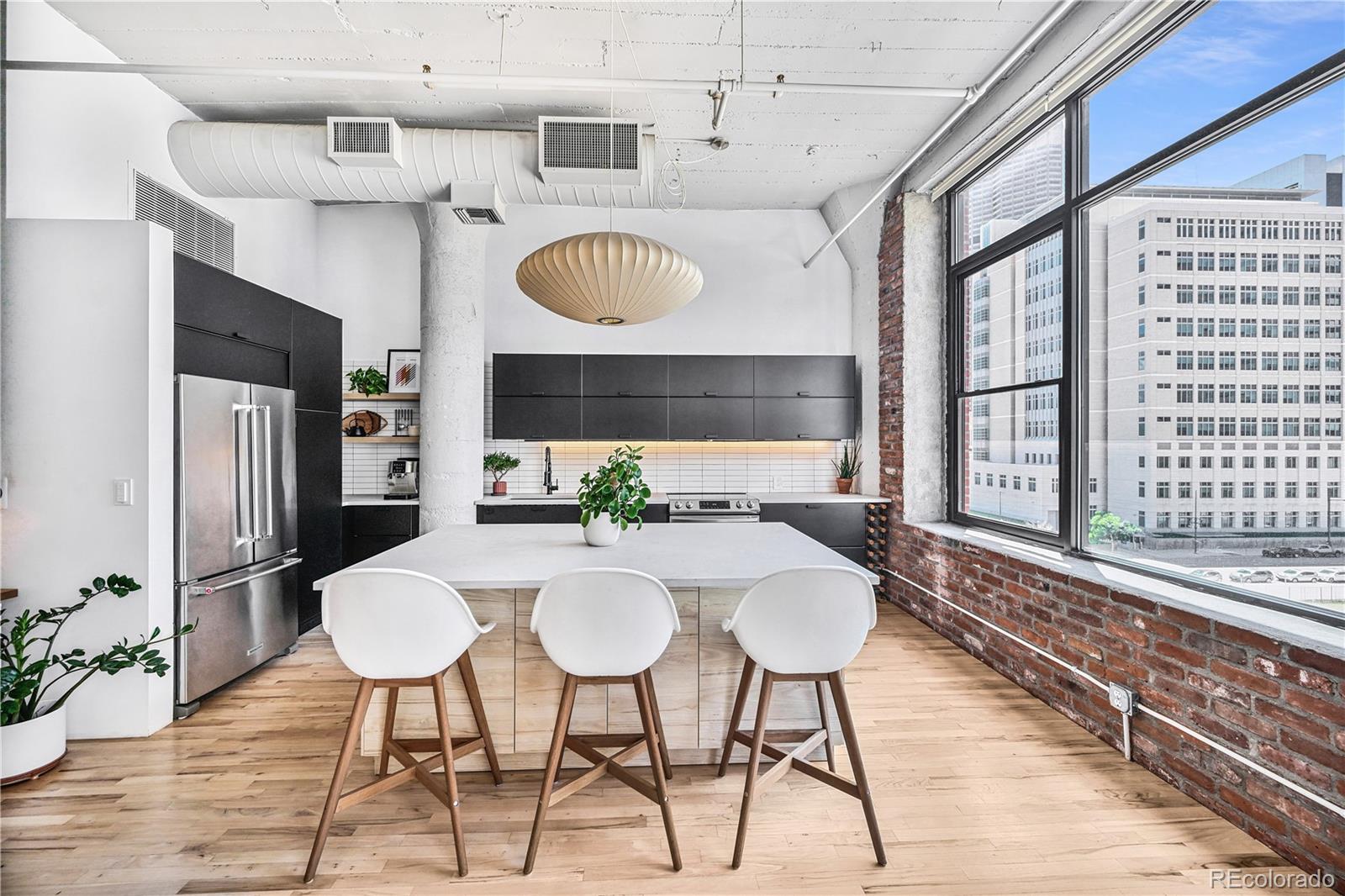 MLS Image #0 for 2000  arapahoe street 503,denver, Colorado