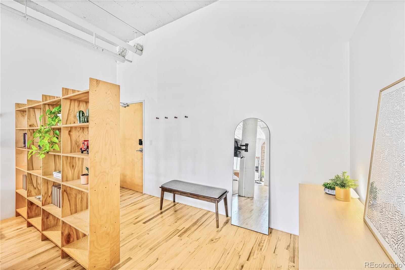 MLS Image #5 for 2000  arapahoe street 503,denver, Colorado