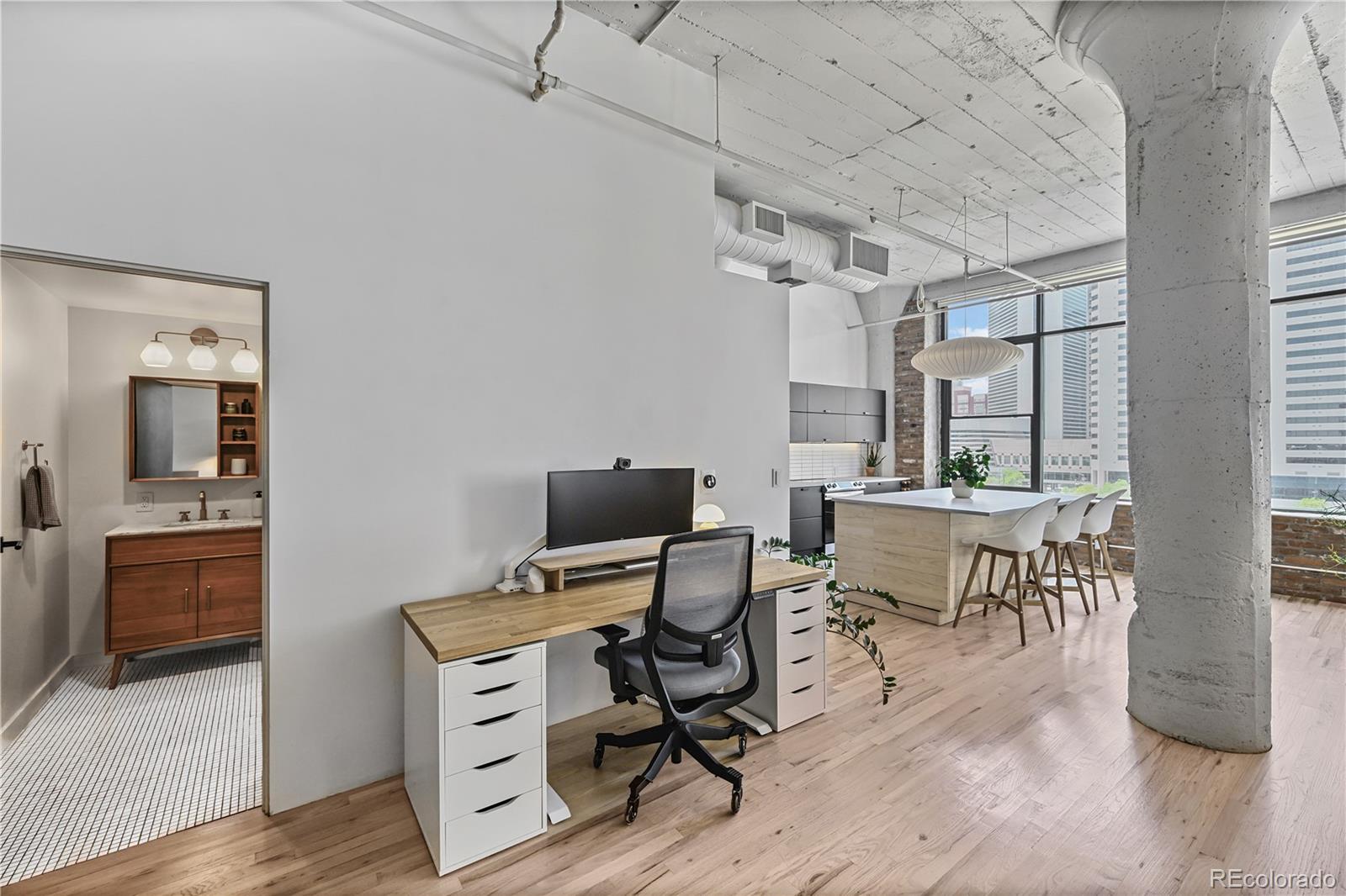 MLS Image #6 for 2000  arapahoe street 503,denver, Colorado
