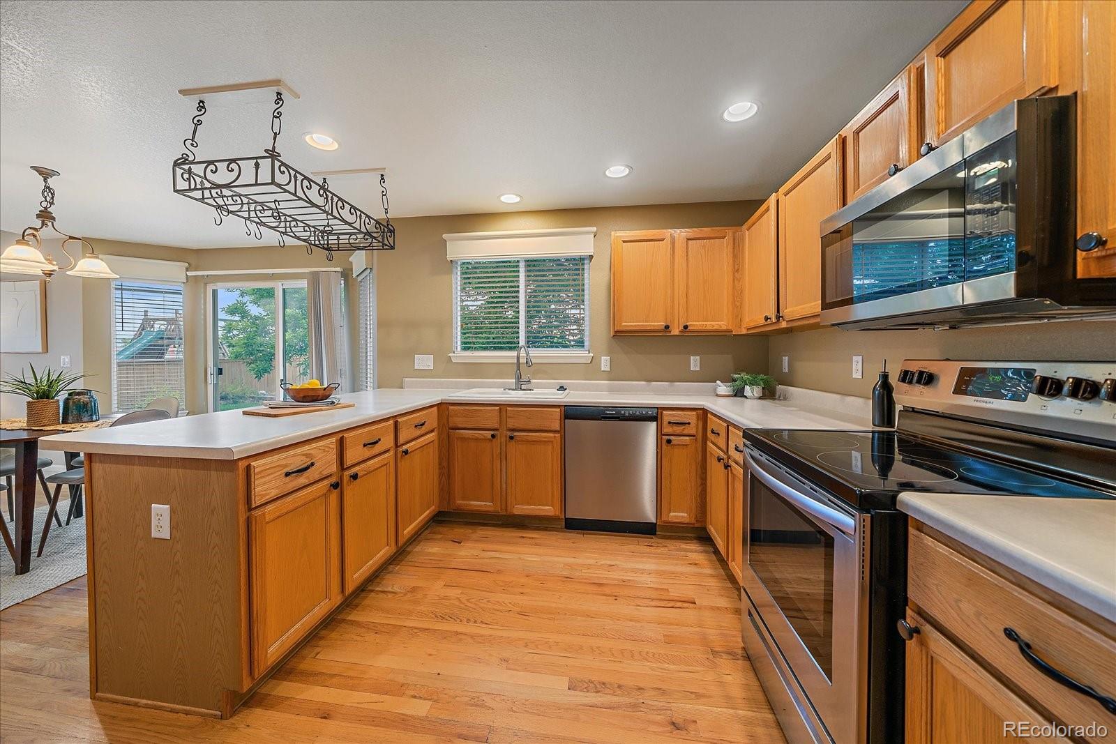 MLS Image #11 for 9869  burberry way,highlands ranch, Colorado