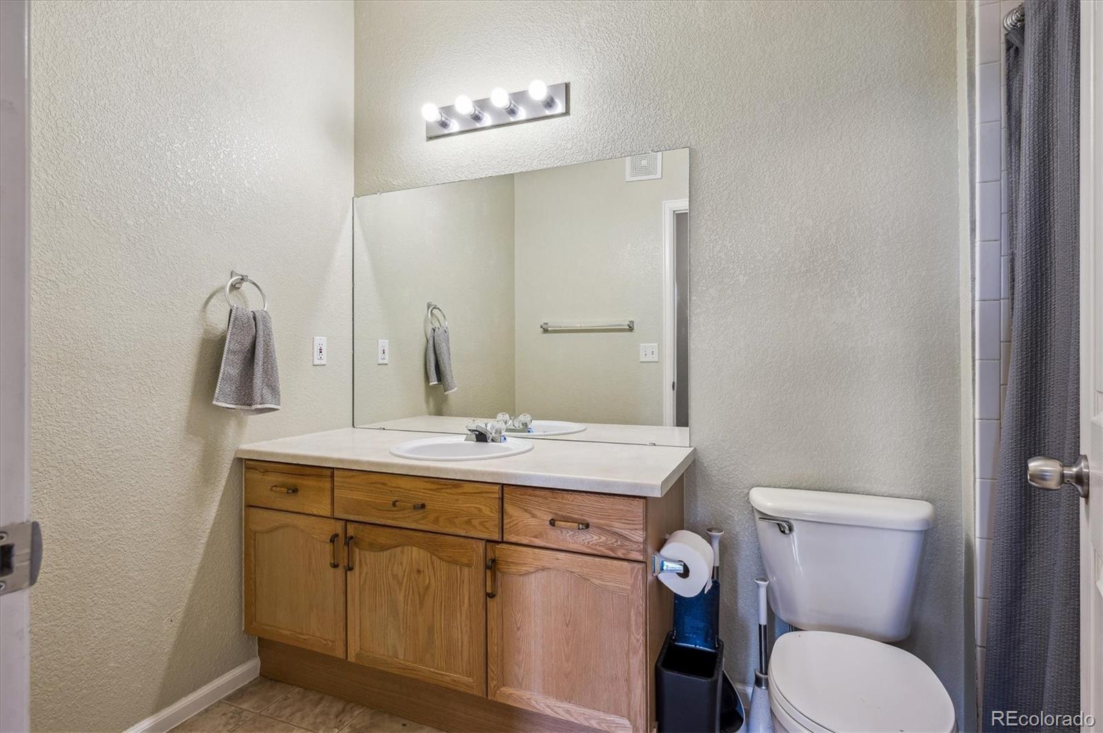 MLS Image #12 for 14221 e 1st drive,aurora, Colorado