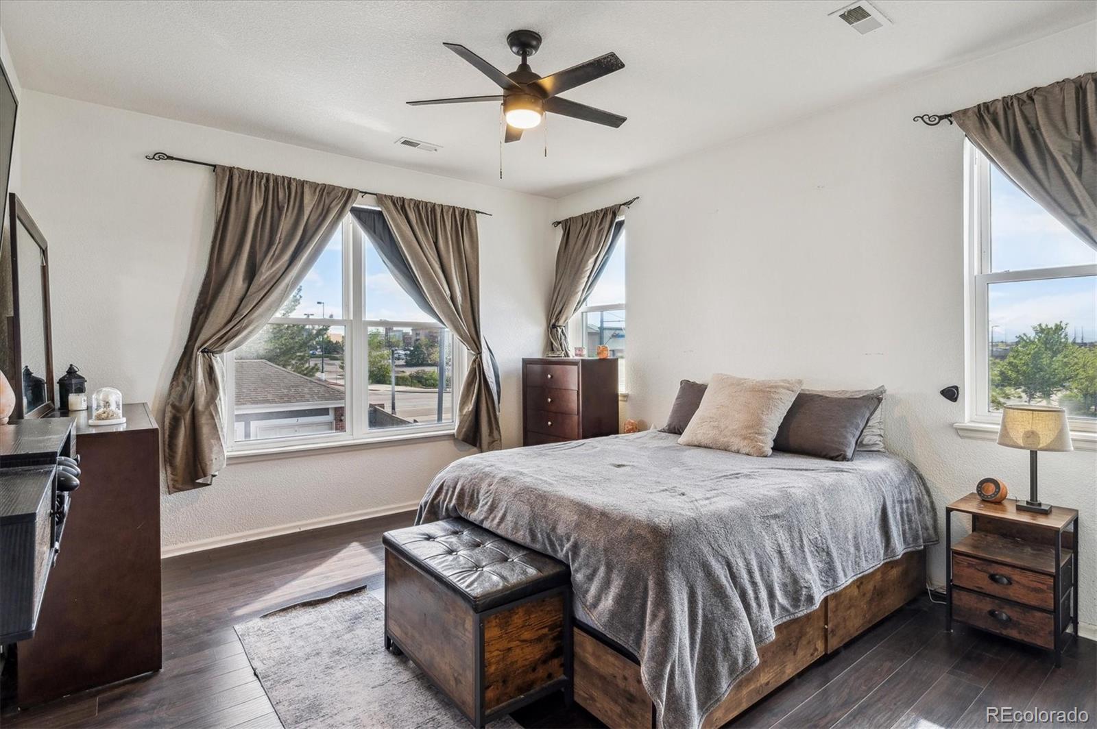 MLS Image #16 for 14221 e 1st drive,aurora, Colorado