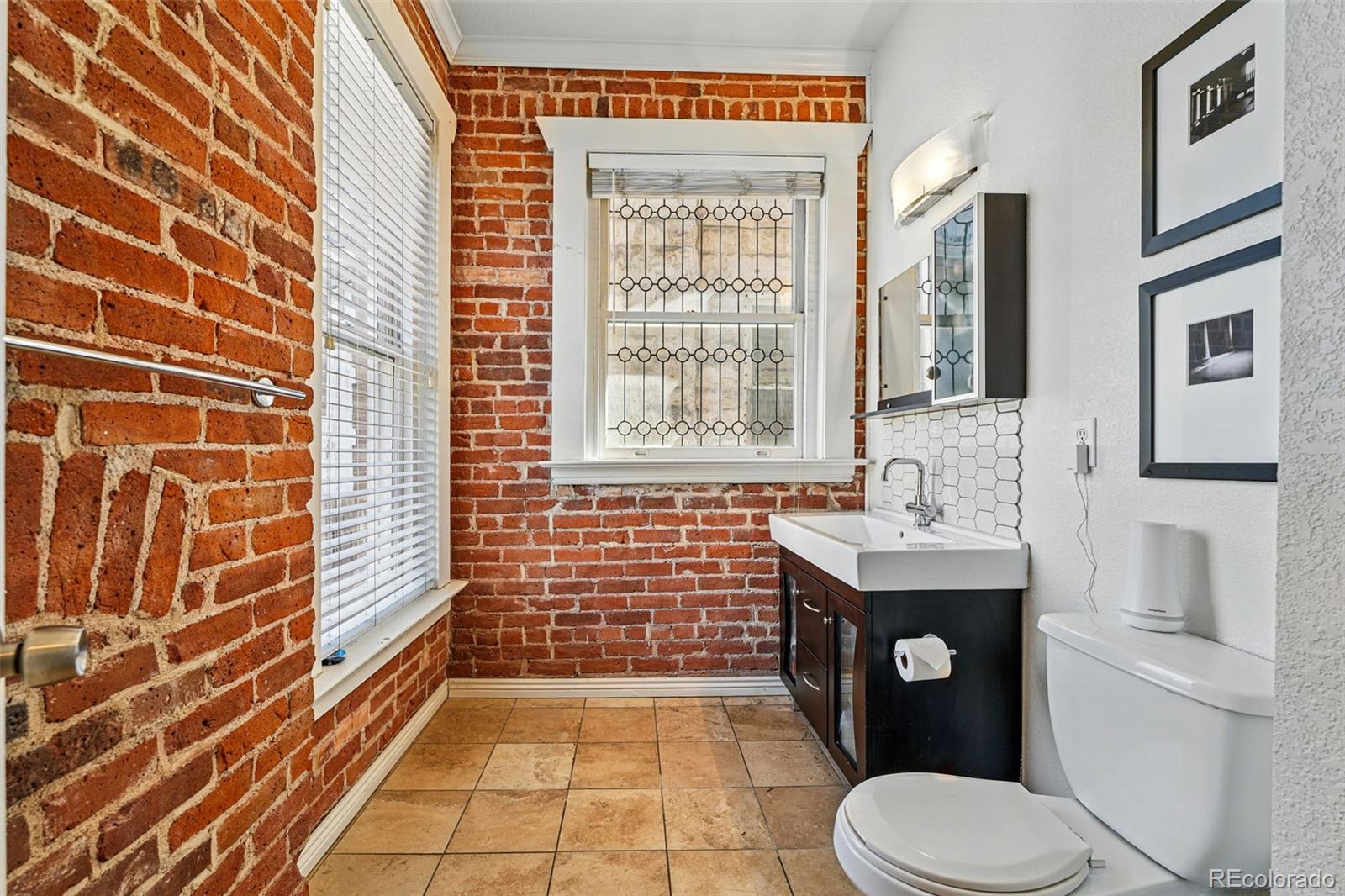 MLS Image #13 for 1438 n franklin street,denver, Colorado