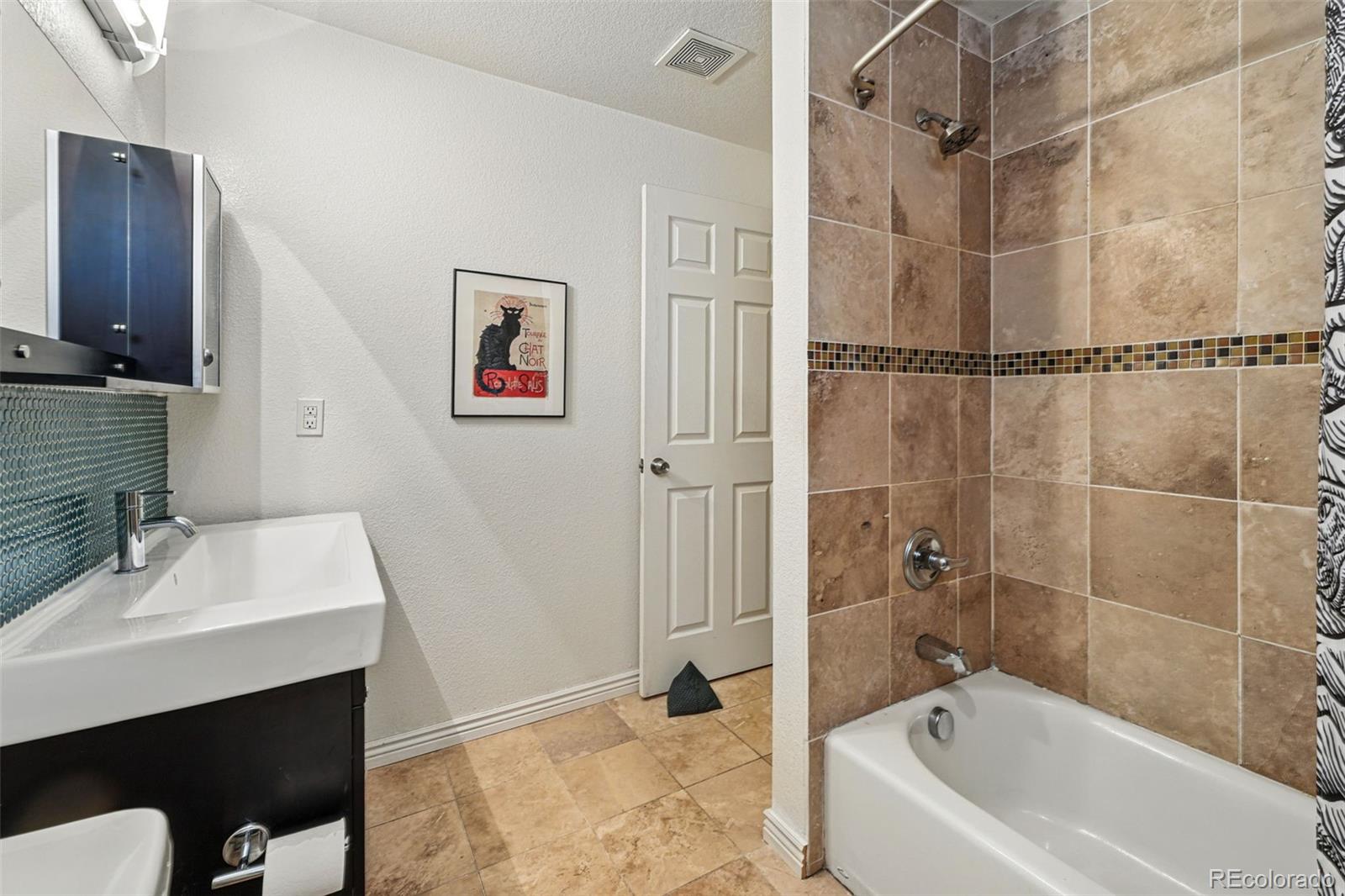 MLS Image #22 for 1438 n franklin street,denver, Colorado