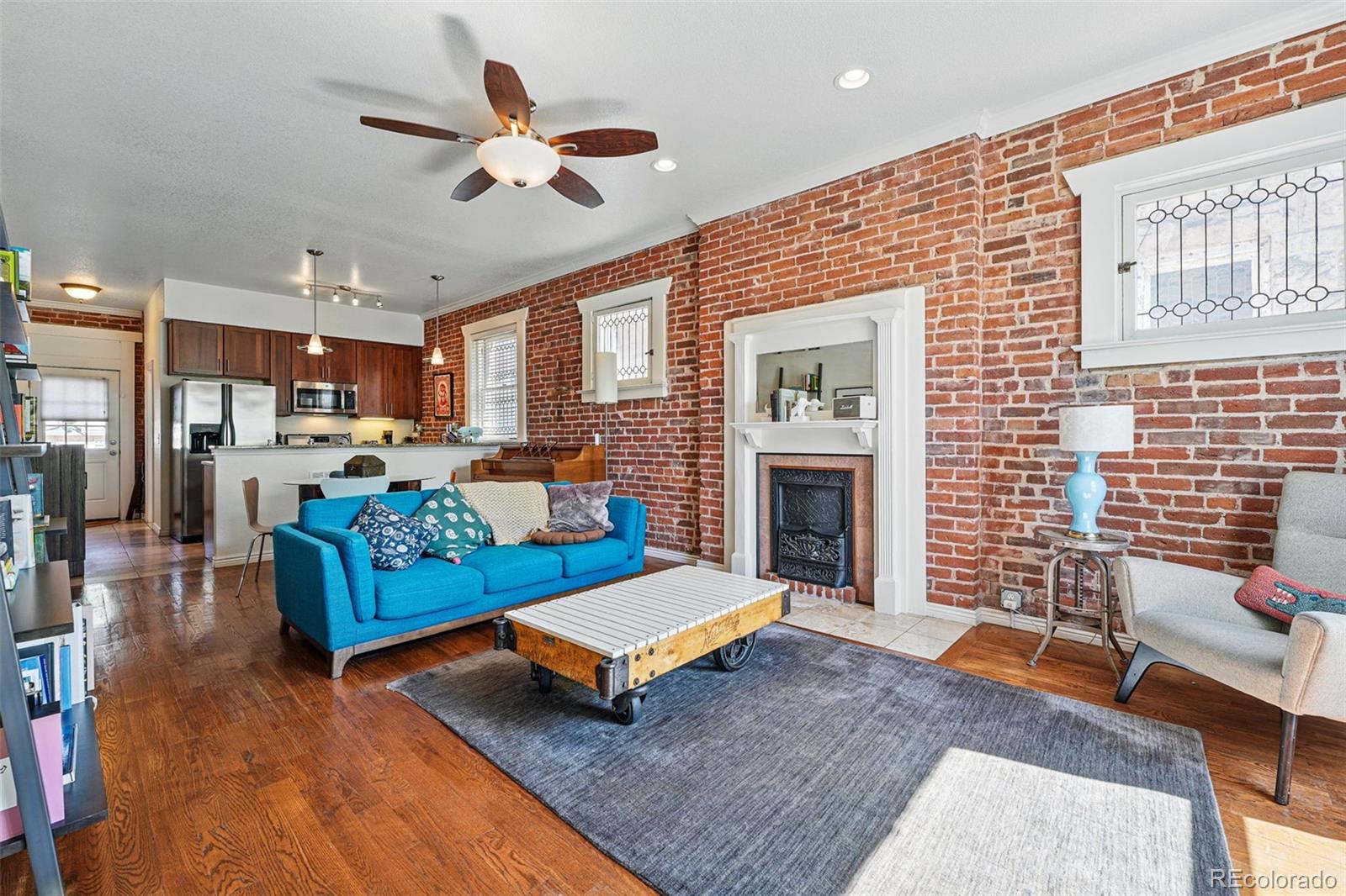 MLS Image #4 for 1438 n franklin street,denver, Colorado