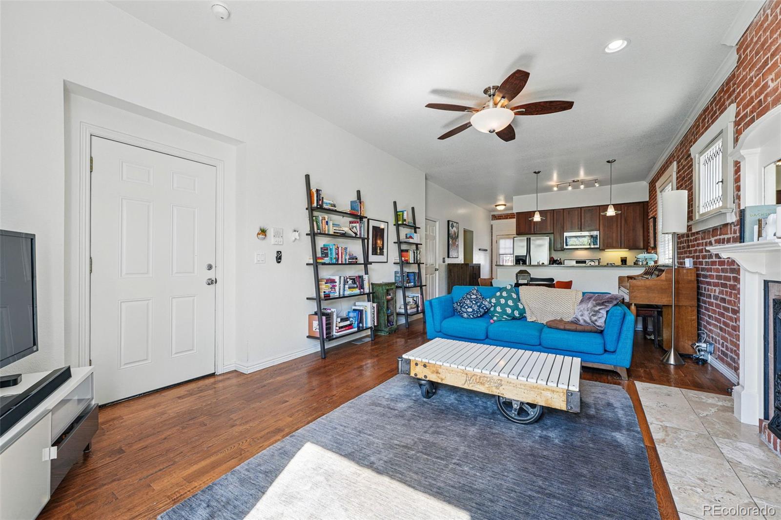 MLS Image #6 for 1438 n franklin street,denver, Colorado