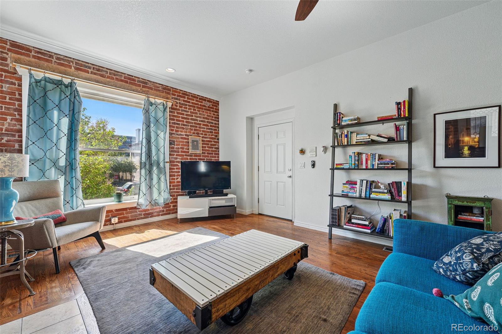 MLS Image #8 for 1438 n franklin street,denver, Colorado