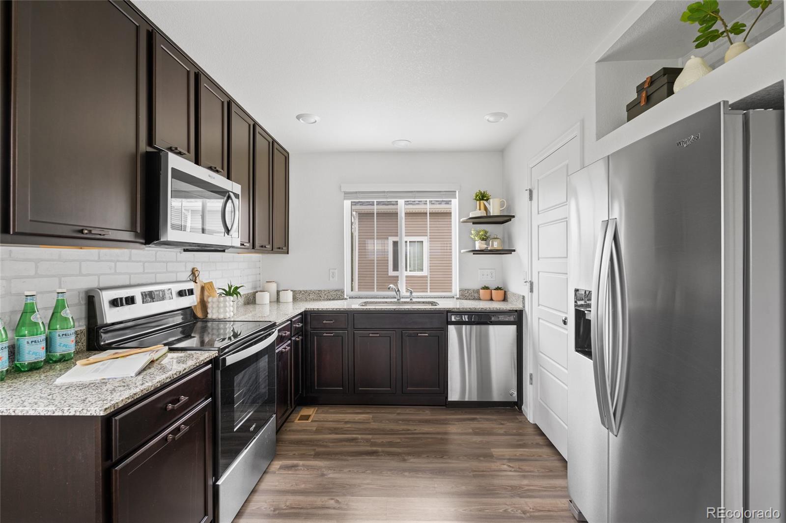 MLS Image #21 for 18645 e 54th place,denver, Colorado