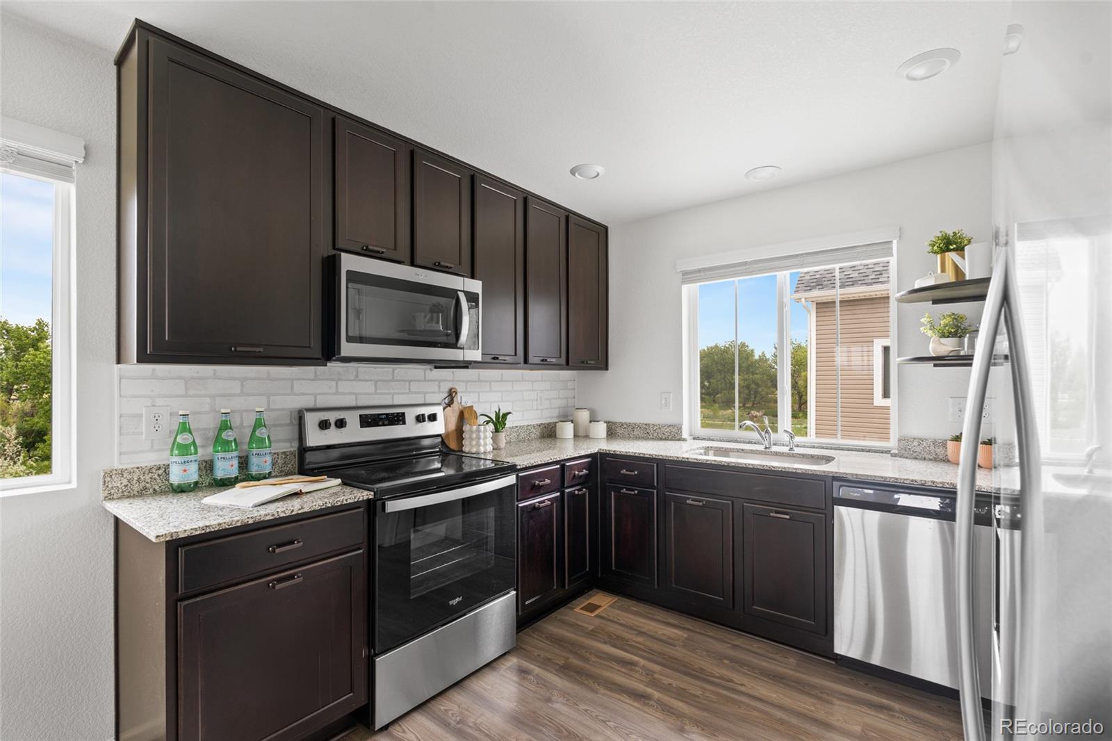 MLS Image #6 for 18645 e 54th place,denver, Colorado