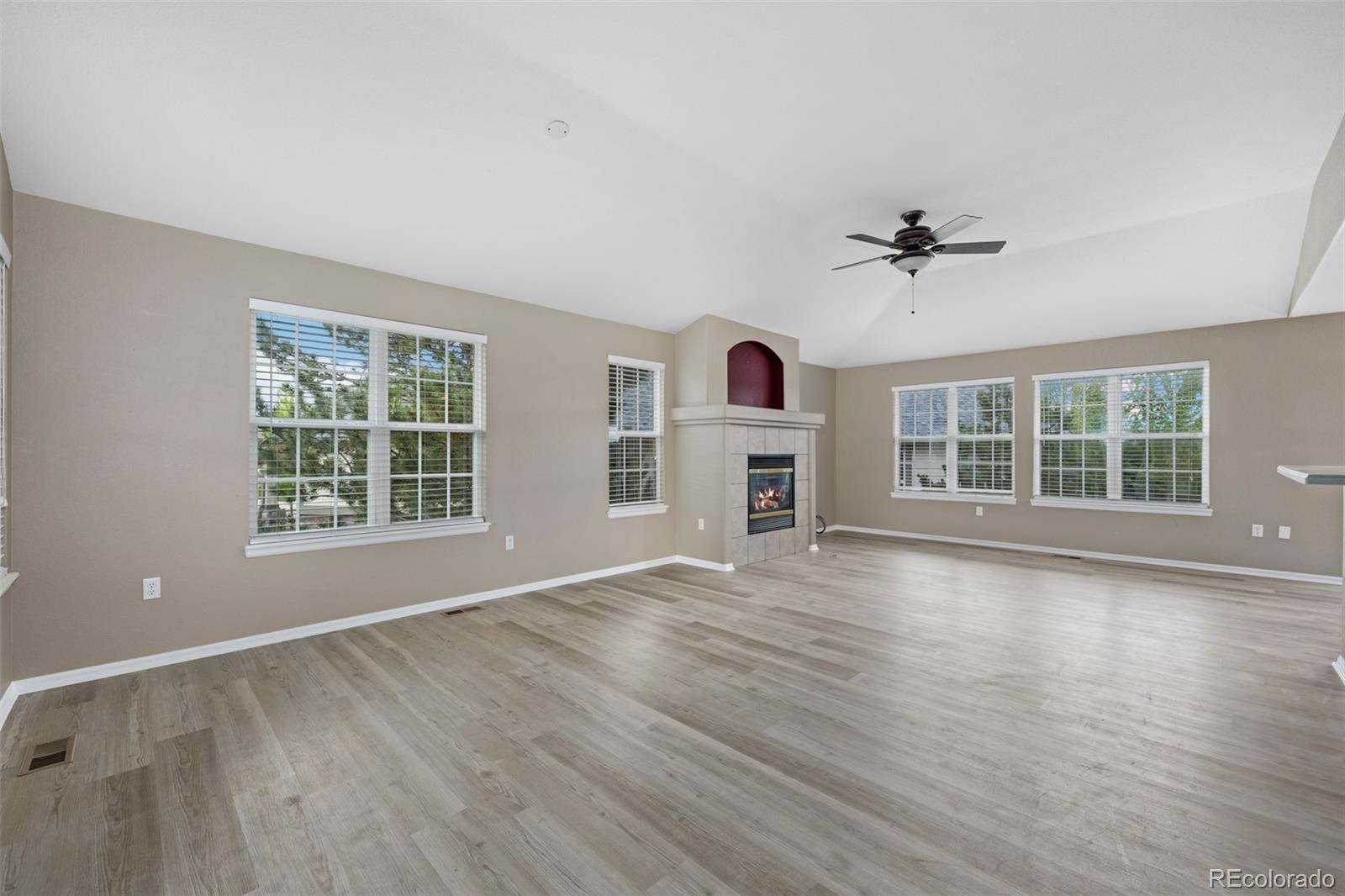 MLS Image #2 for 8258 s sicily court,aurora, Colorado