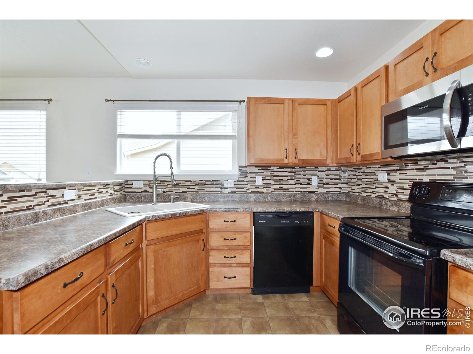 MLS Image #12 for 2334  75th avenue,greeley, Colorado
