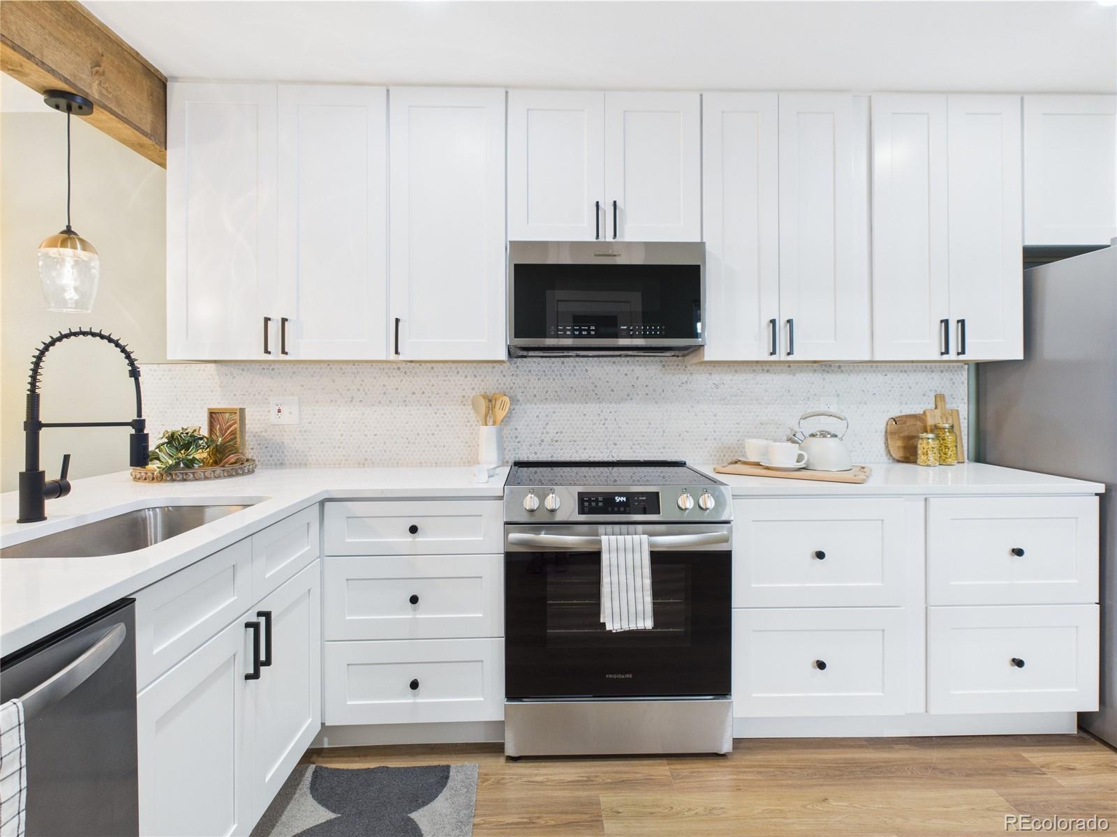 MLS Image #11 for 7205 s gaylord street,centennial, Colorado