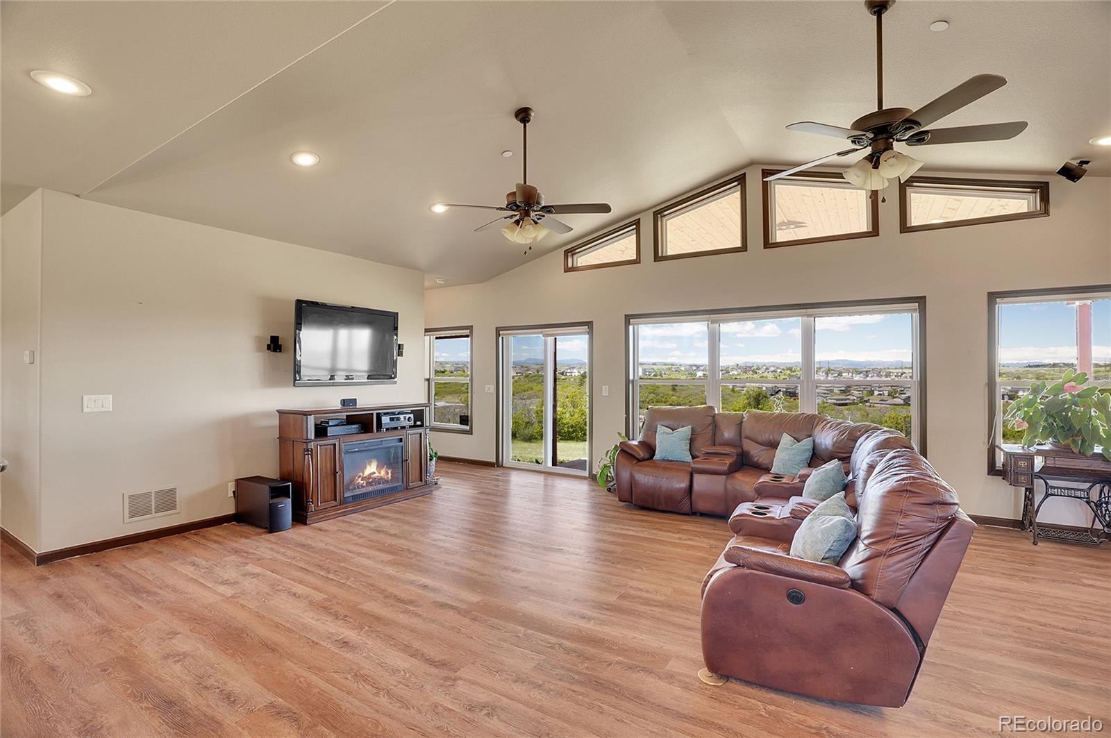 MLS Image #8 for 4959  rocky view point,castle rock, Colorado