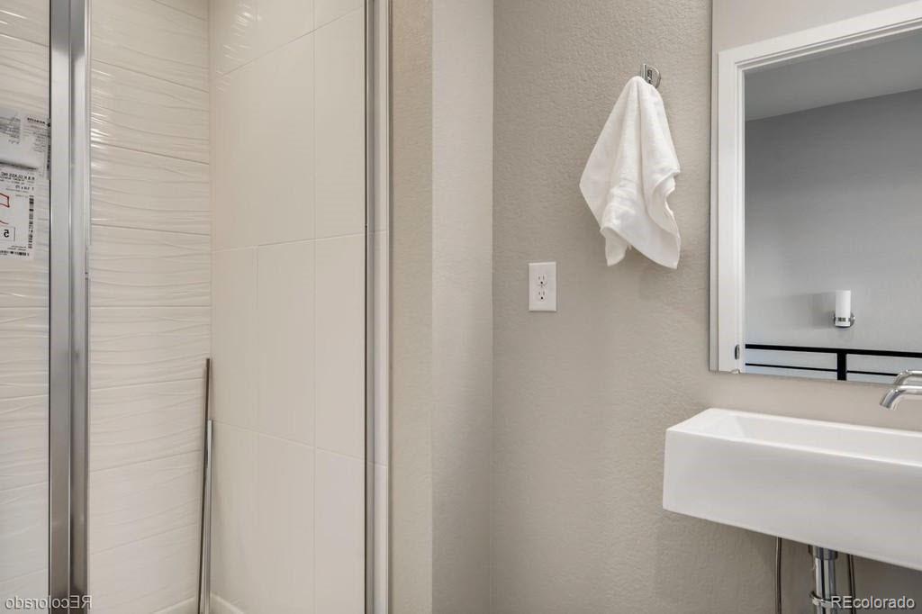 MLS Image #18 for 2473 s cherokee street,denver, Colorado