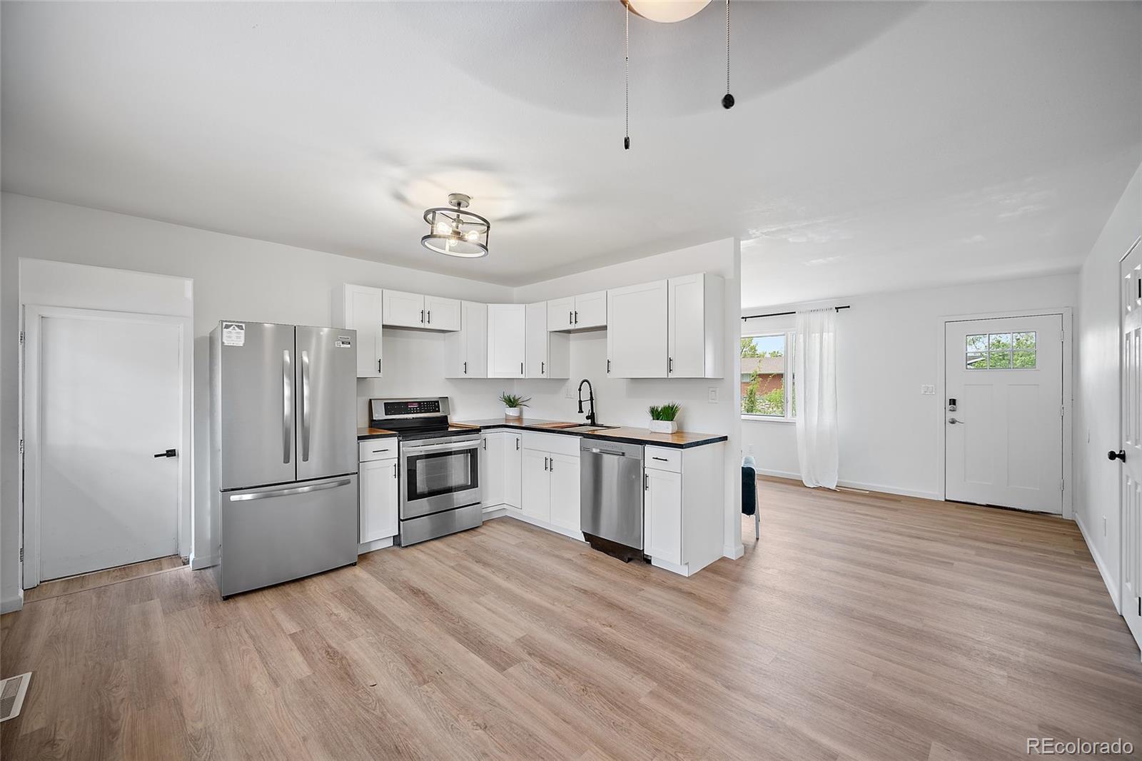MLS Image #10 for 1607  shasta drive,colorado springs, Colorado