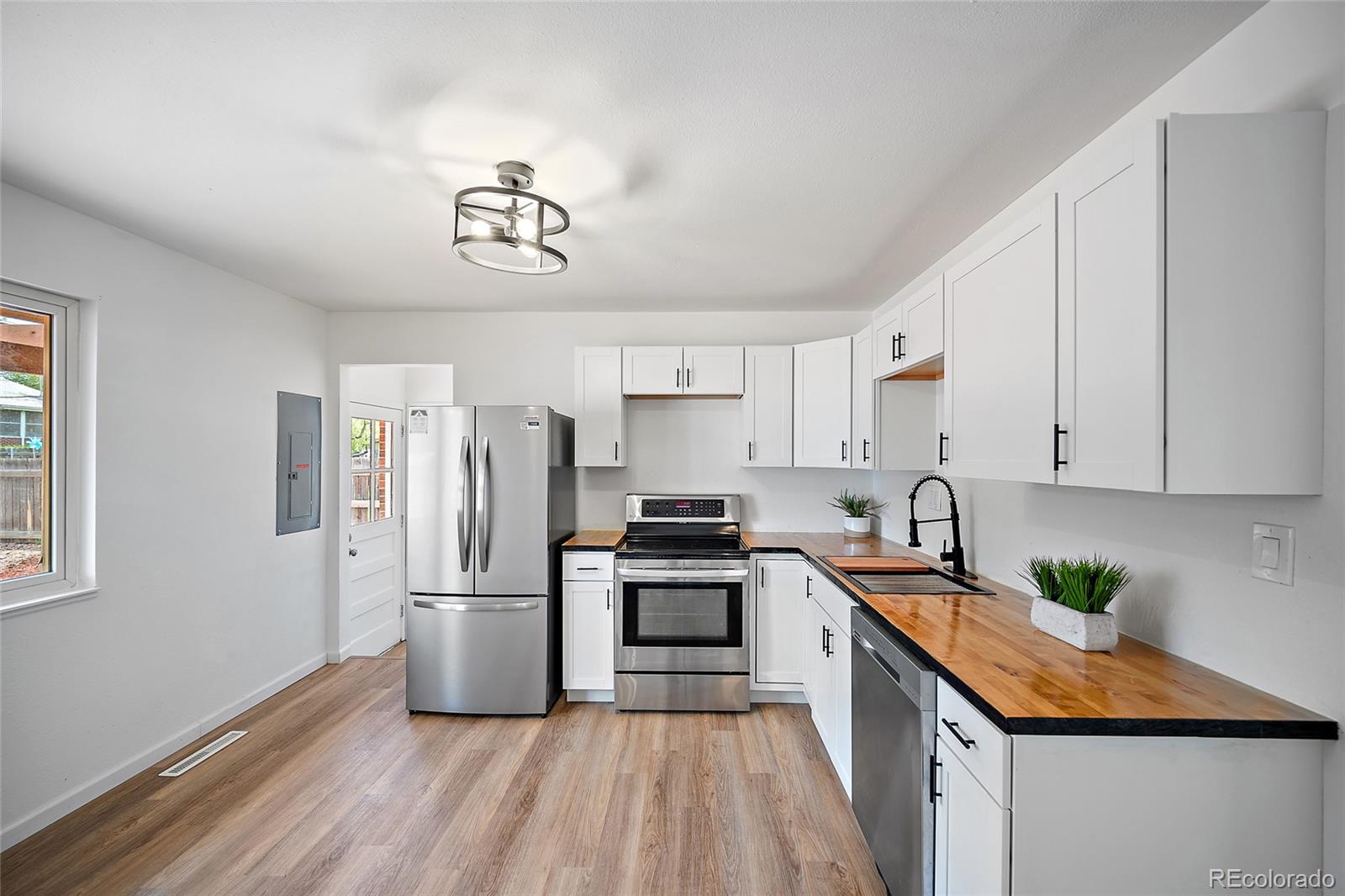 MLS Image #8 for 1607  shasta drive,colorado springs, Colorado