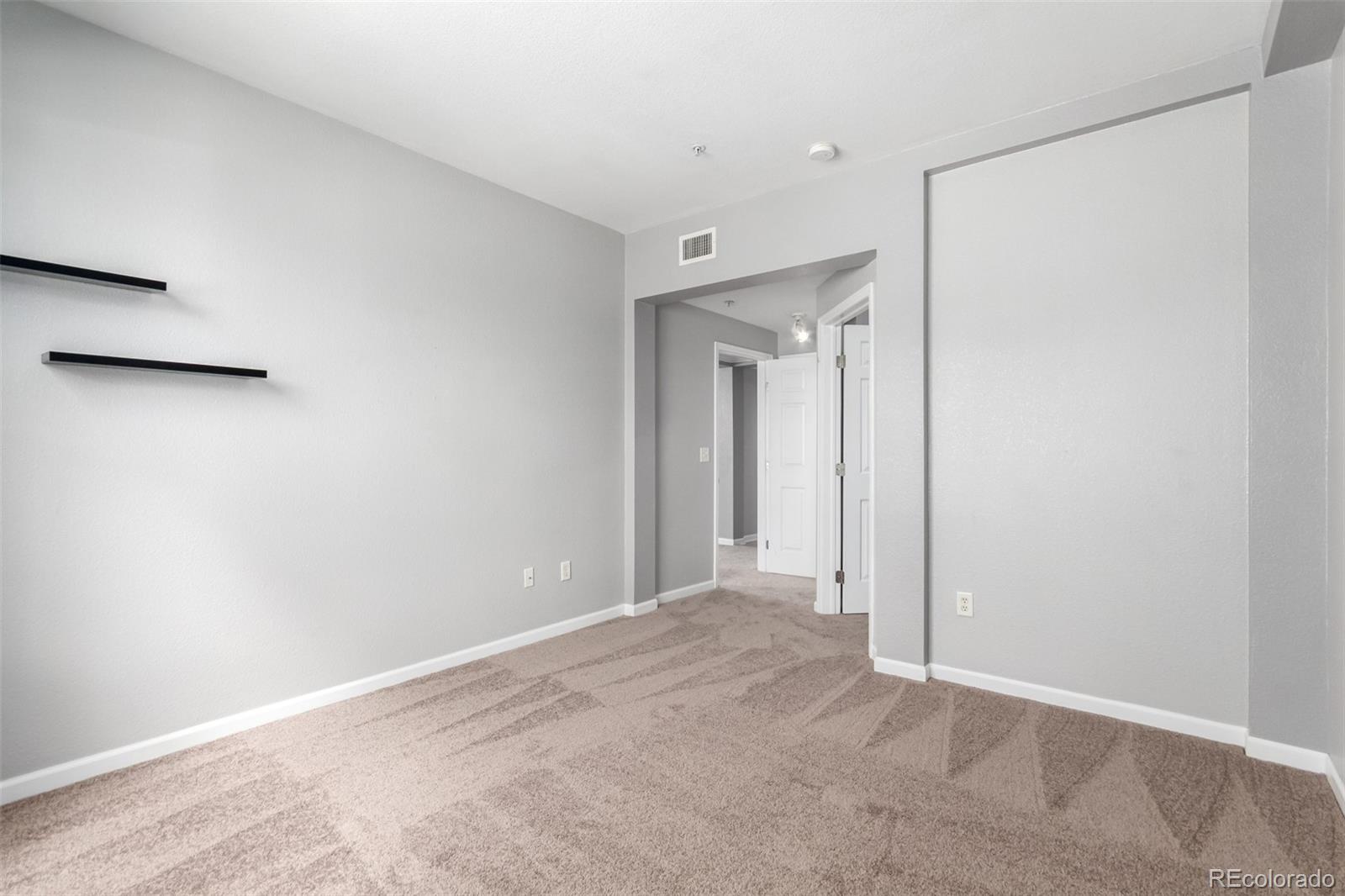 MLS Image #16 for 1521  vine street,denver, Colorado